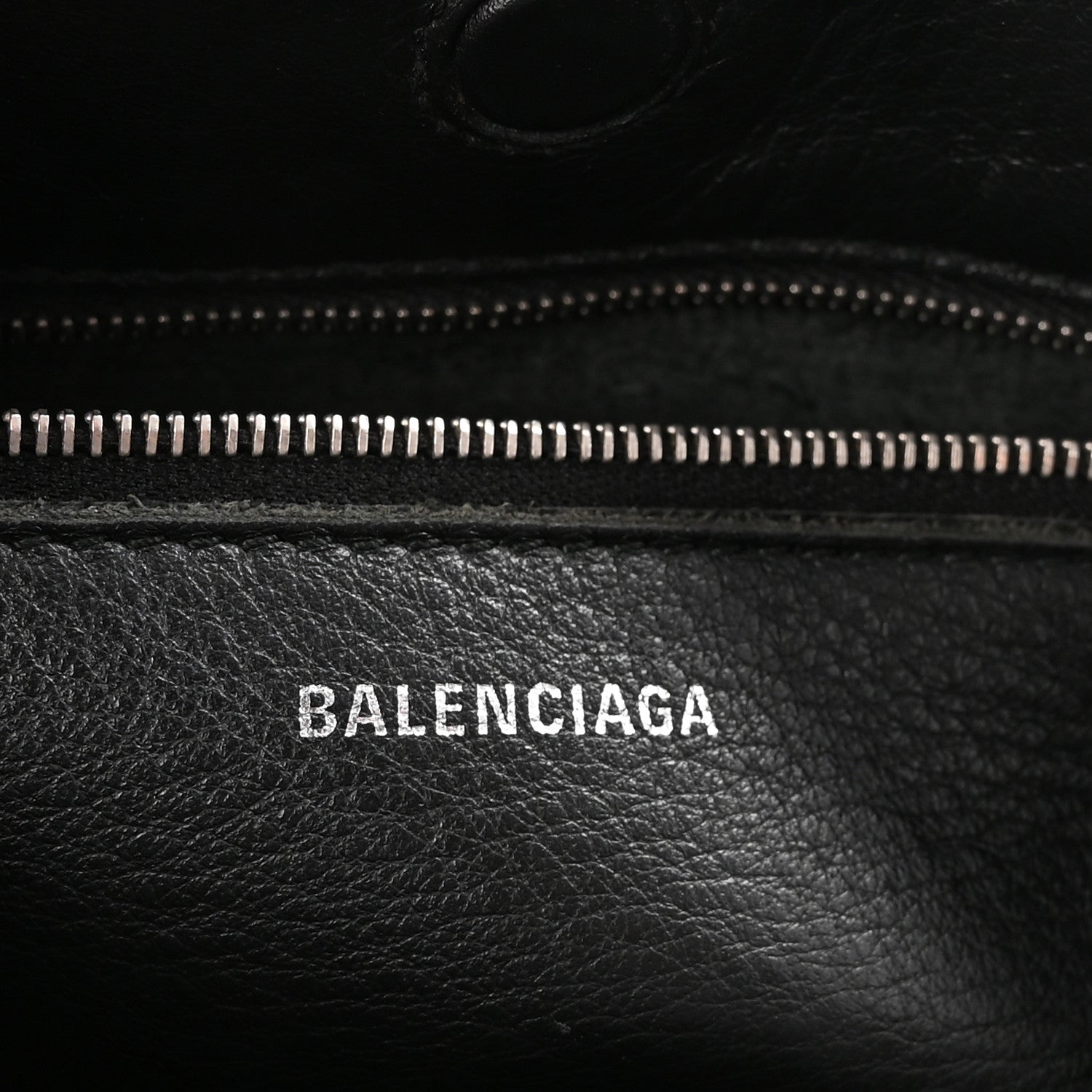 Balenciaga Veau Papier A6 Zip Around Tote Black 7 of 11