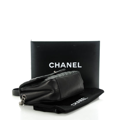 Chanel Caviar Quilted Medium Rock In Rome Flap Black 4 of 8