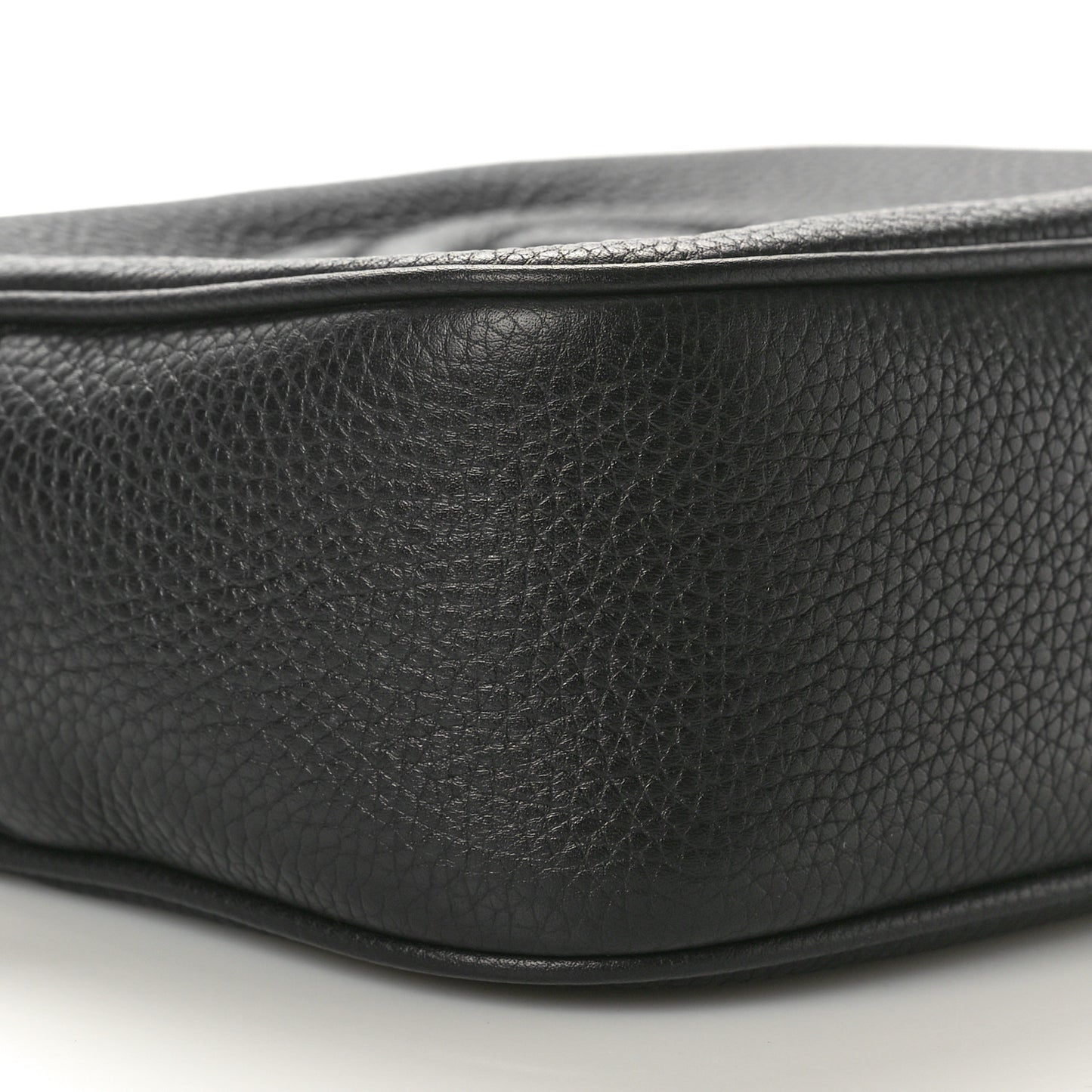 Pebbled Calfskin Small Soho Disco Bag Black