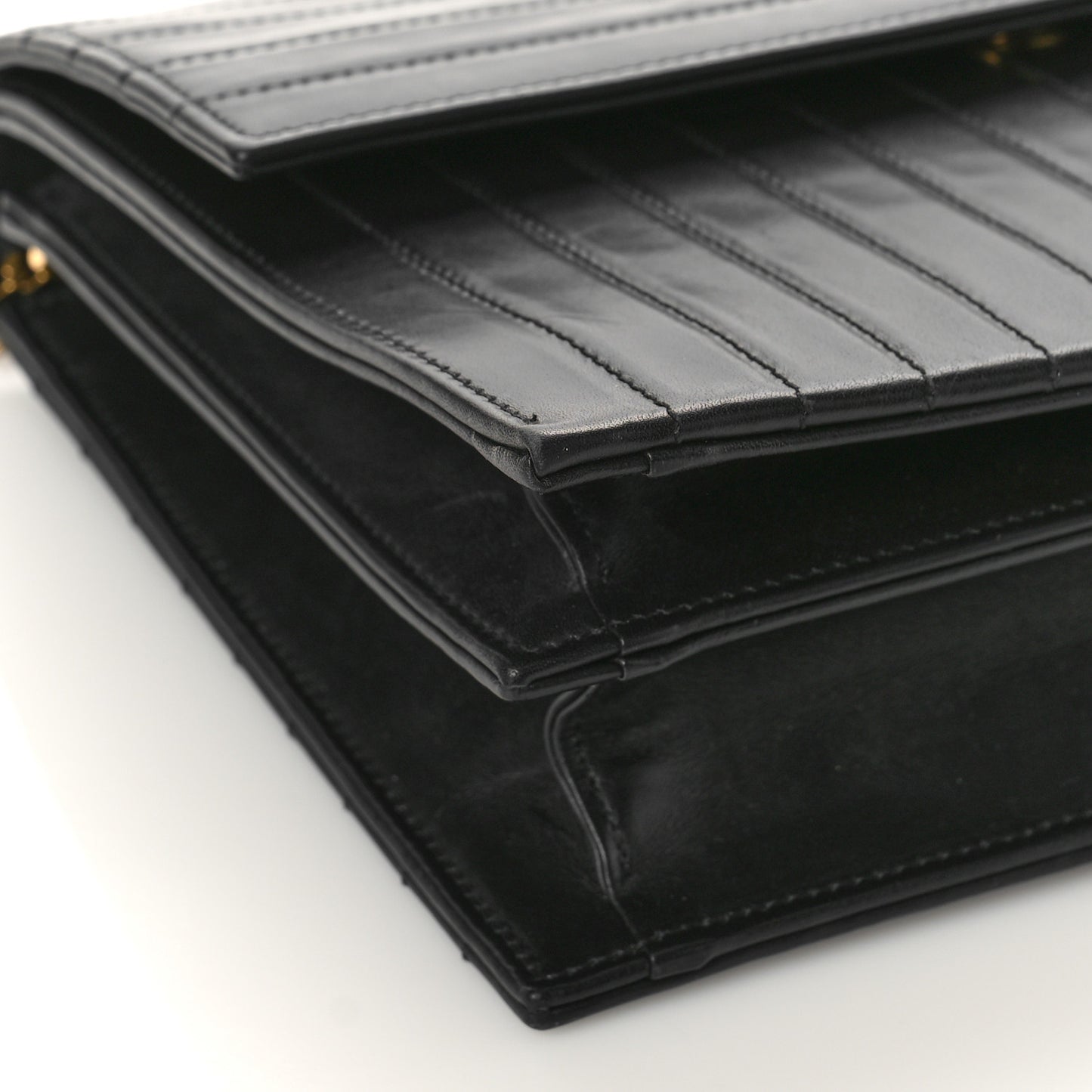 Calfskin Matelasse Victoire Chain Wallet Black