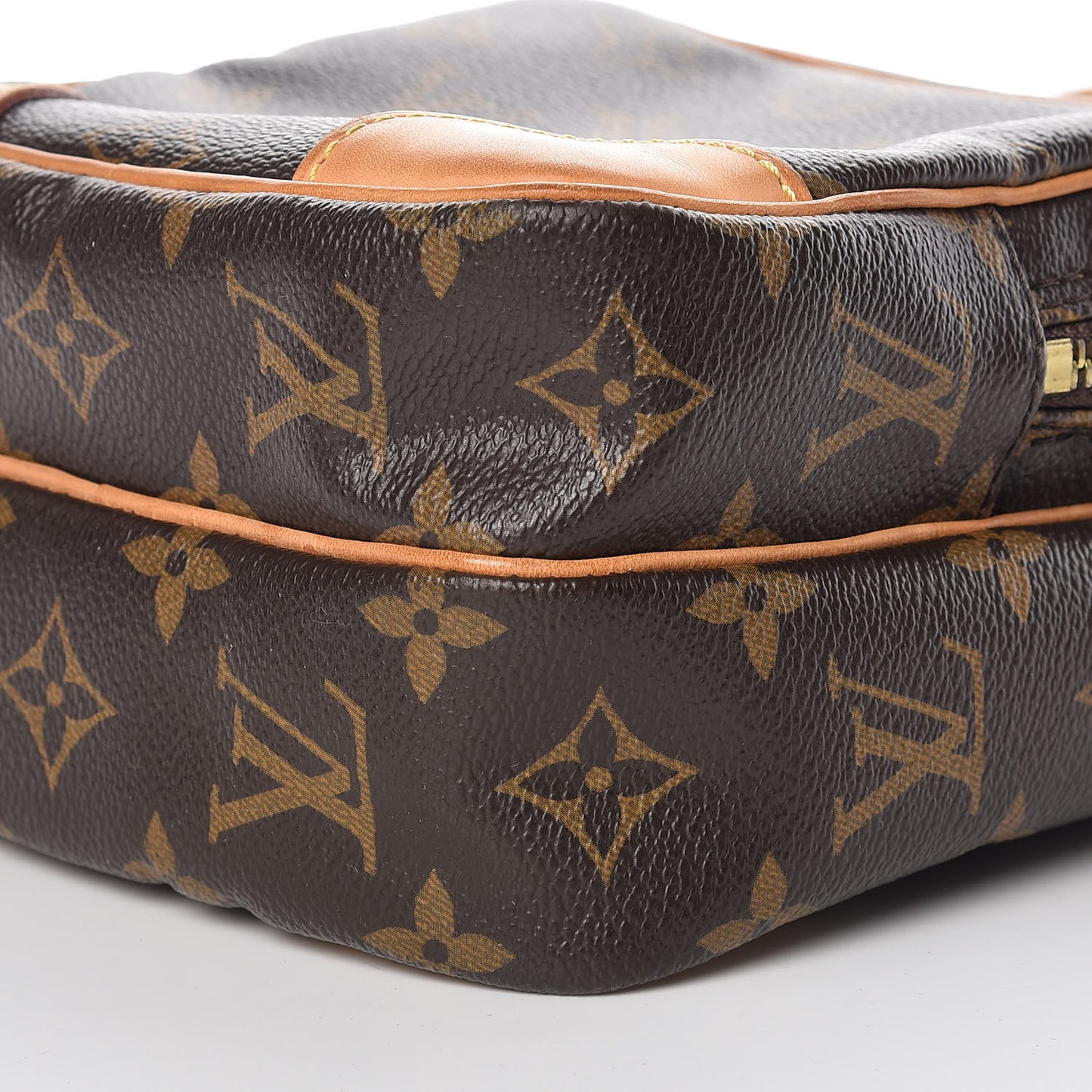 Monogram Amazone