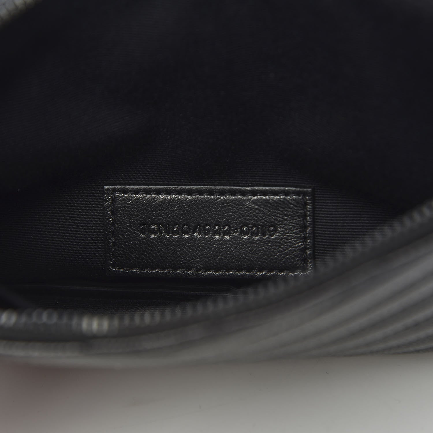 Saint Laurent Grain De Poudre Chevron Monogram Bill Pouch Black 8 of 8