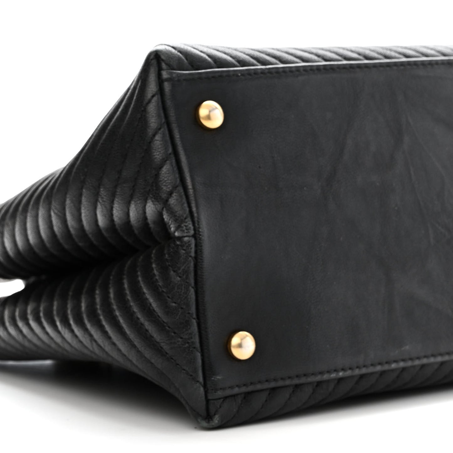 Wrinkled Lambskin Chevron Quilted Surpique Tote Black