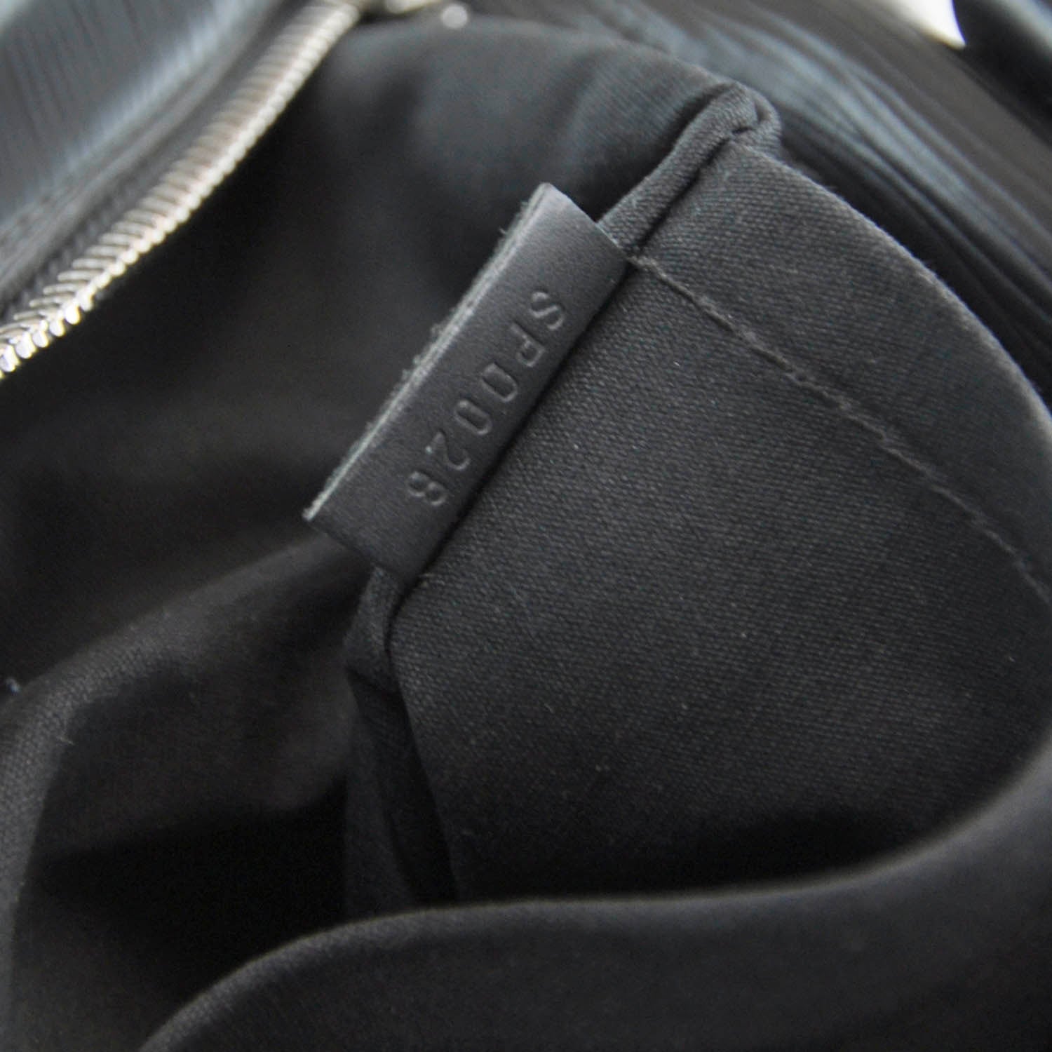 Louis Vuitton Epi Speedy 25 Black 8 of 8