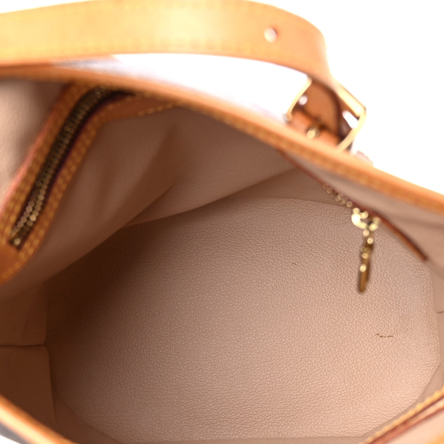 Monogram Petit Bucket 23