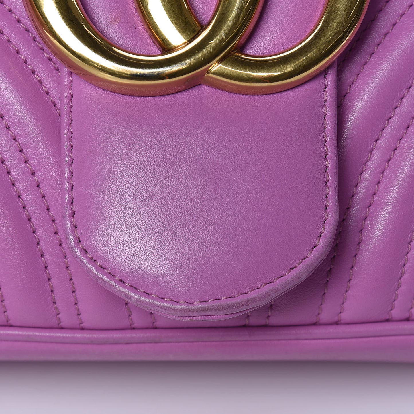 Calfskin Matelasse Medium GG Marmont Shoulder Bag Candy Mousse