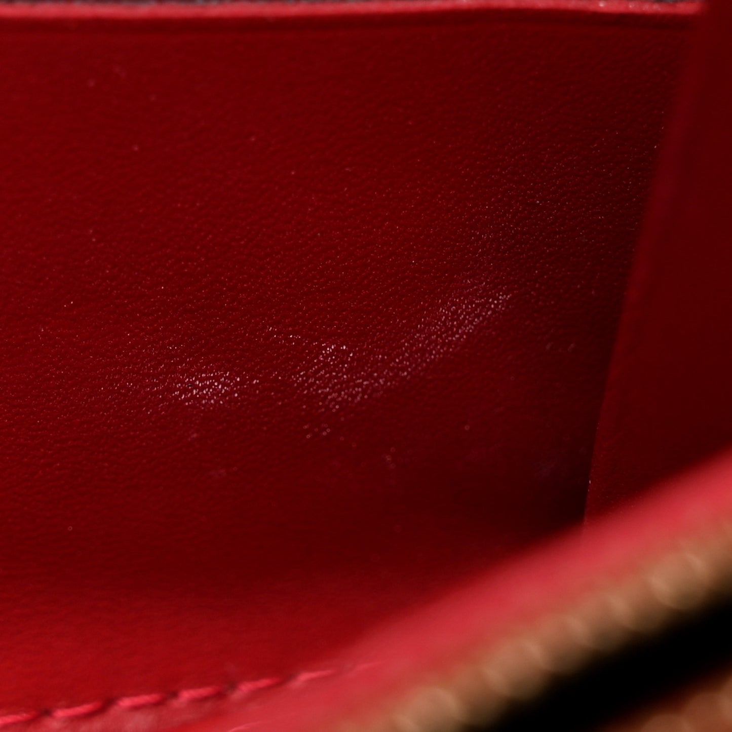 Vernis Zippy Organizer Wallet Pomme D'Amour