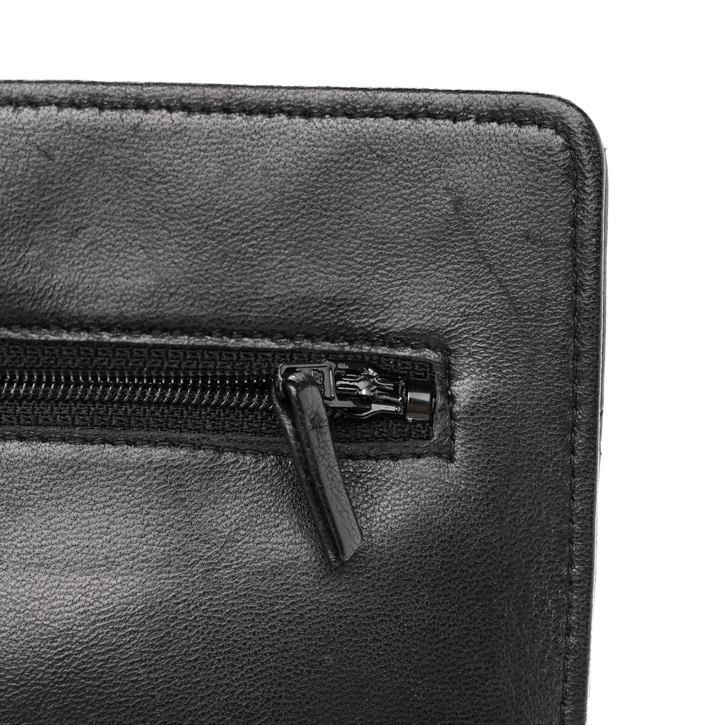 Lambskin Quilted Wallet On Chain WOC Black