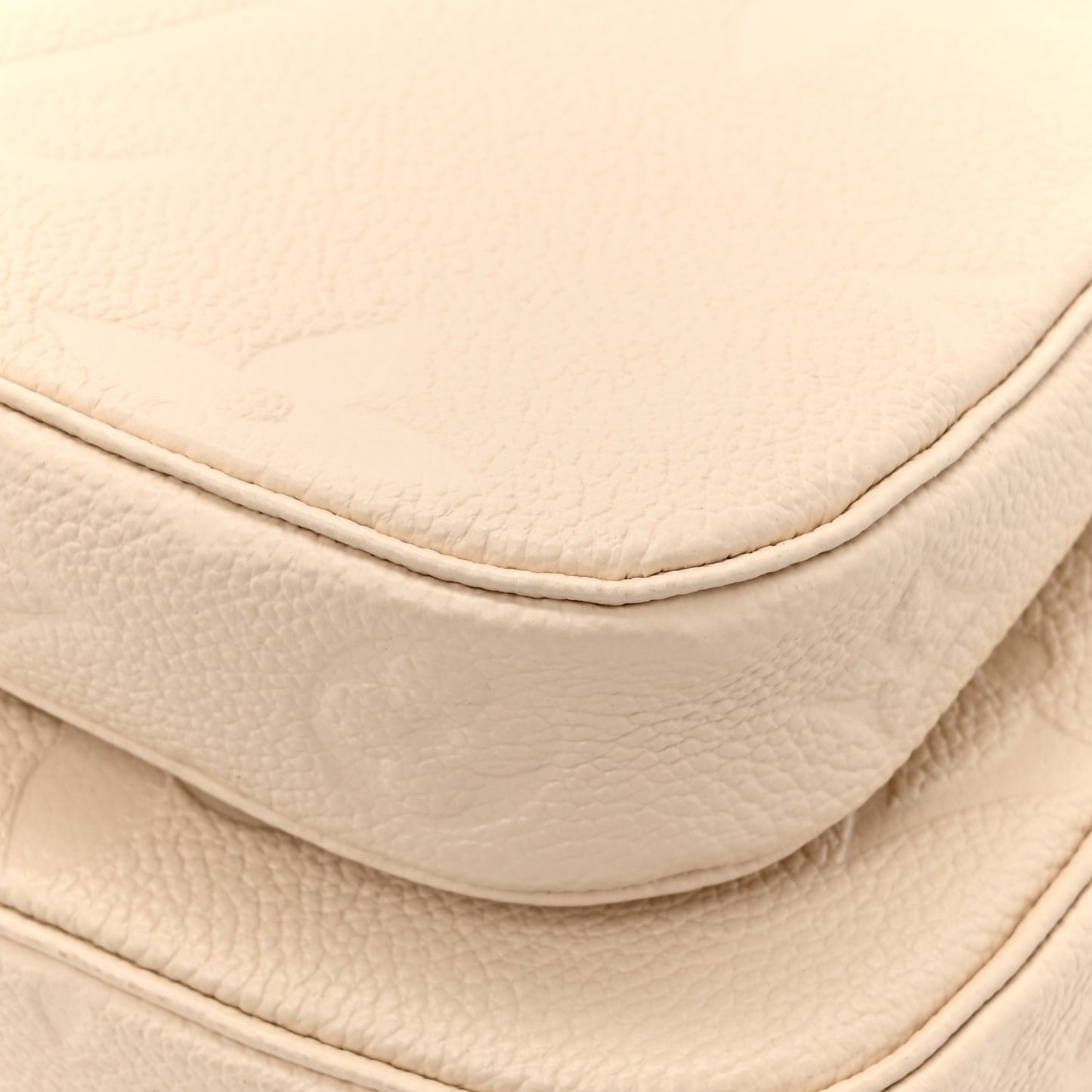 Empreinte Monogram Giant Multi Pochette Accessories Cream