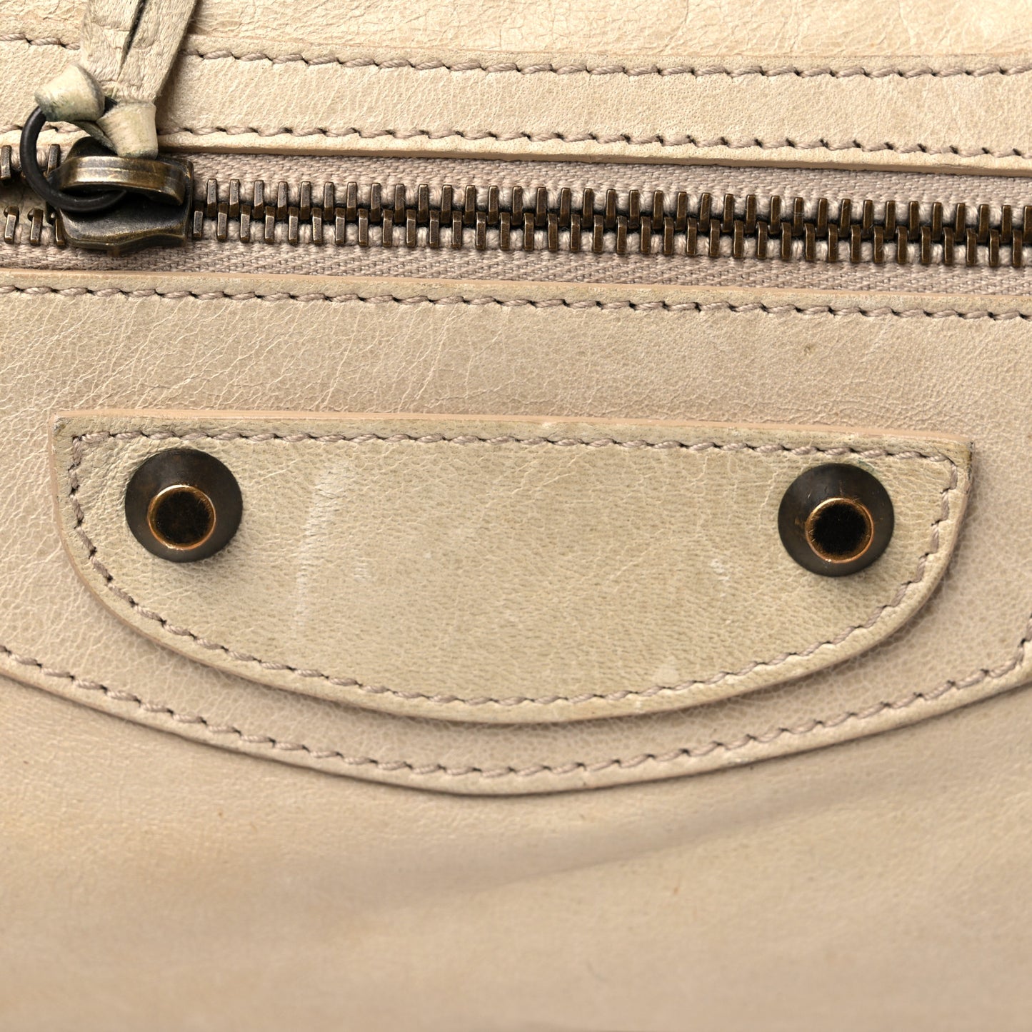 Agneau Classic Hardware First Praline