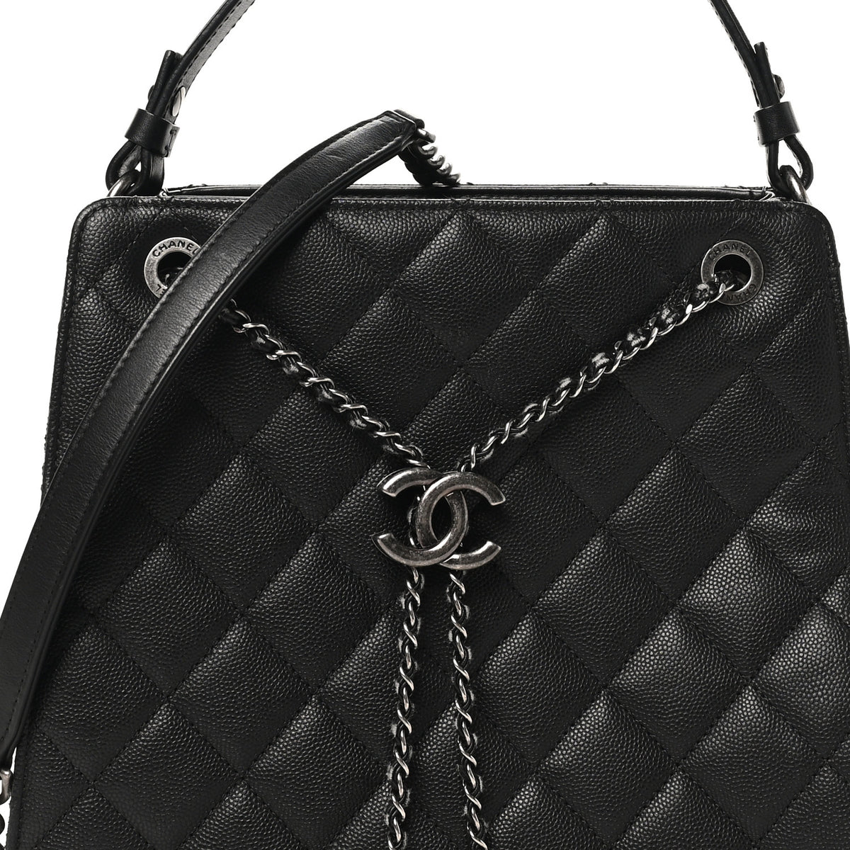 Caviar Quilted Medium CC Bucket Bag Black