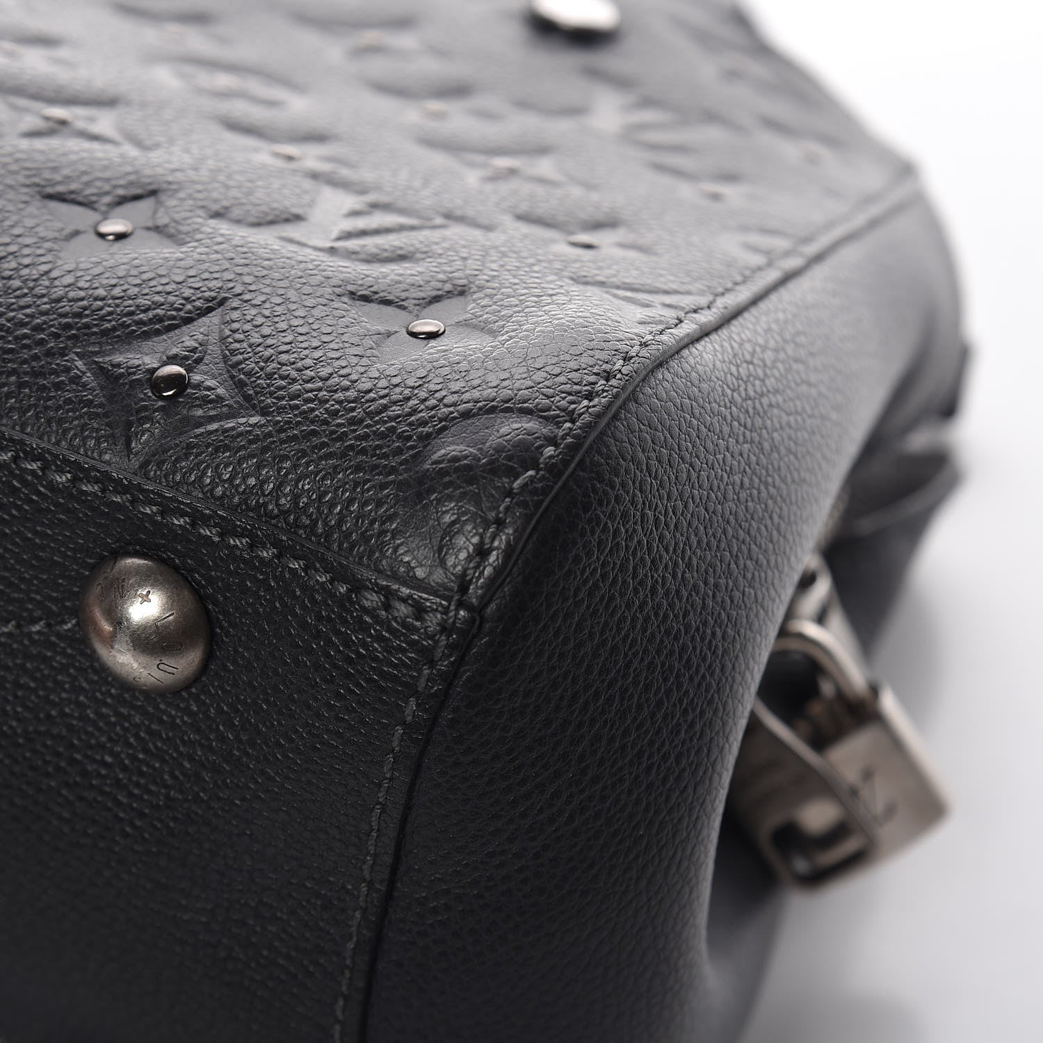 Louis Vuitton Empreinte Studded Montaigne BB Platine 12 of 15