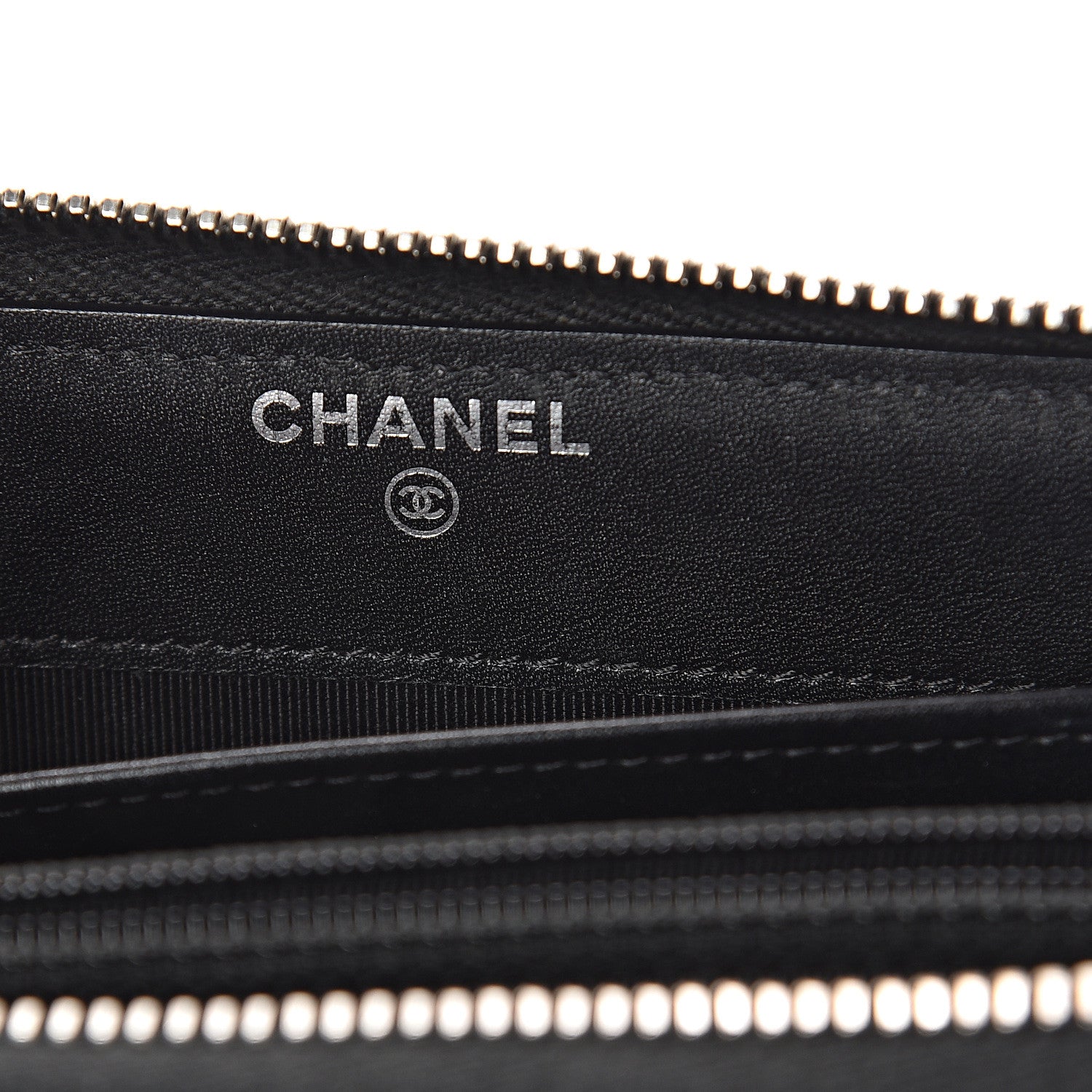 Chanel Iridescent Caviar Quilted Large Gusset Zip Around Wallet Black 5 of 7