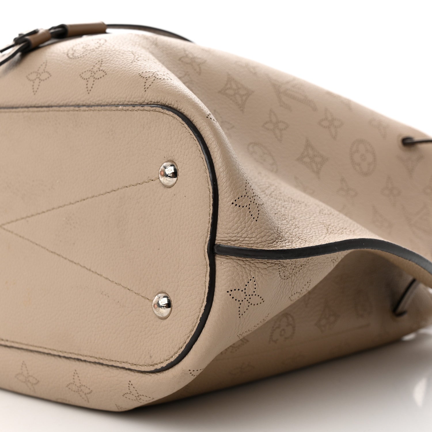 Louis Vuitton Mahina Girolata Galet 11 of 14