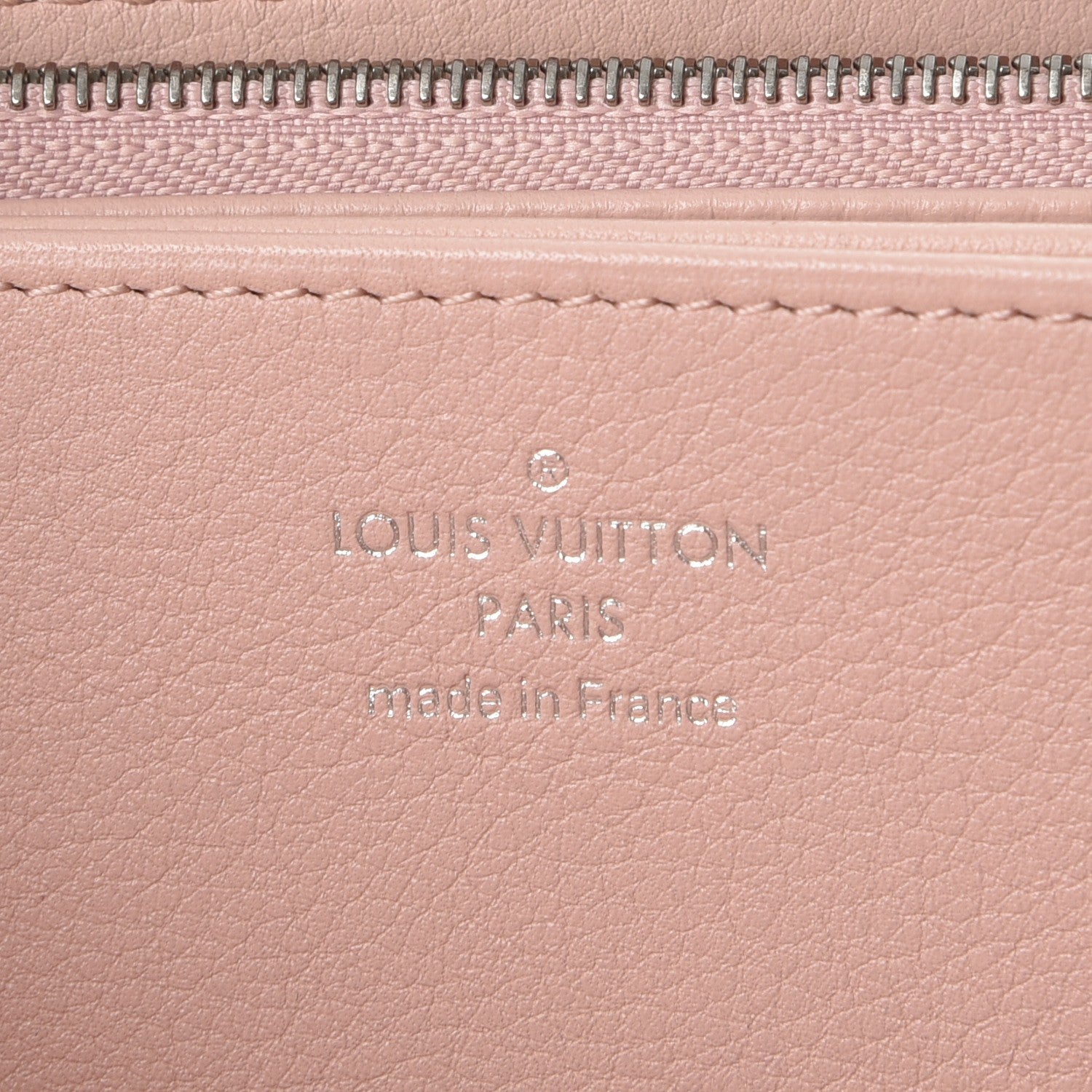 Louis Vuitton Mahina Zippy Wallet Magnolia 7 of 10