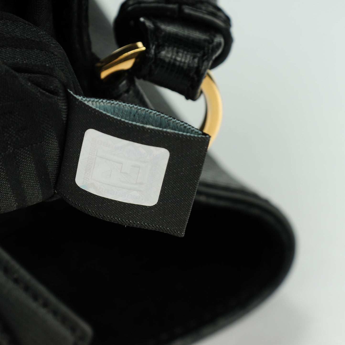 Vitello Elite Medium 2Jours Tote Black