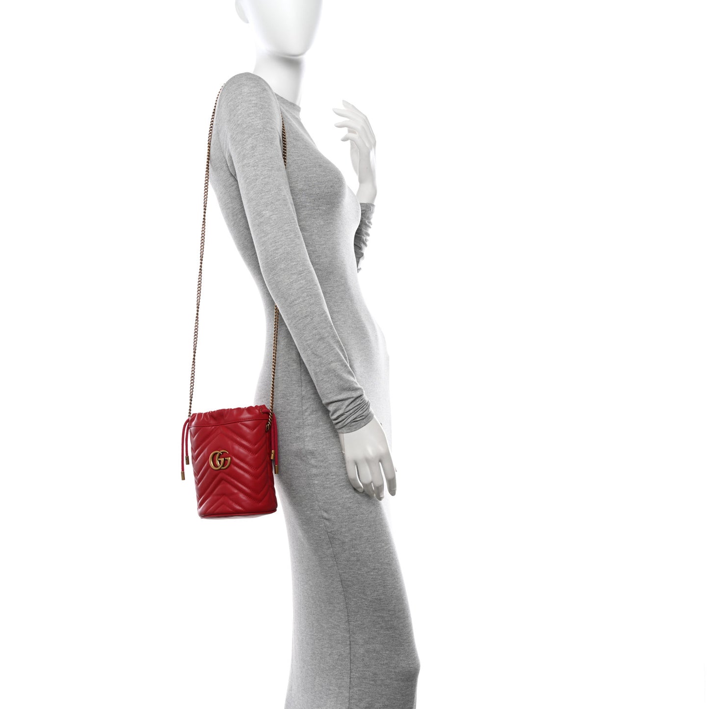 Calfskin Matelasse Mini GG Marmont 2.0 Bucket Bag Hibiscus Red