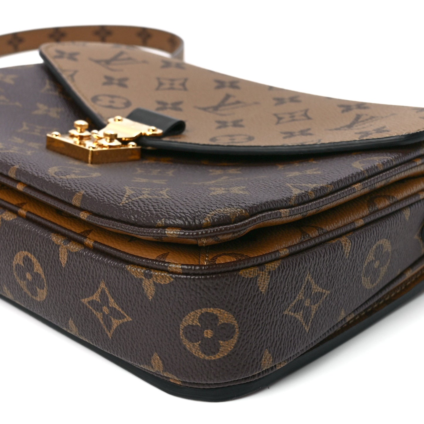 Reverse Monogram Pochette Metis