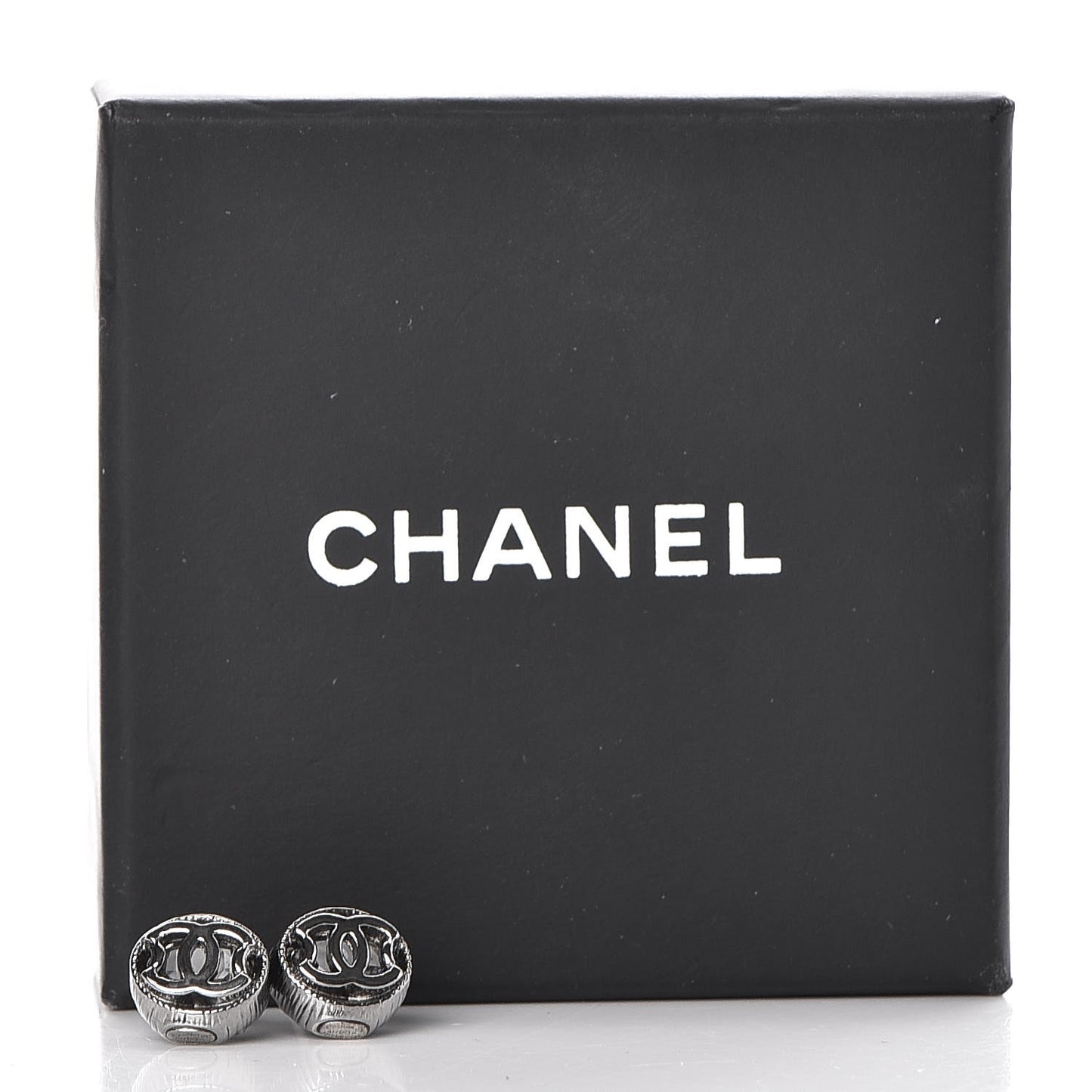 Ruthenium CC Earrings Dark Grey