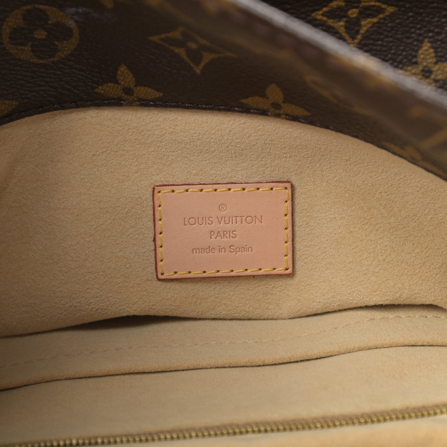 Louis Vuitton Monogram Artsy MM 6 of 13