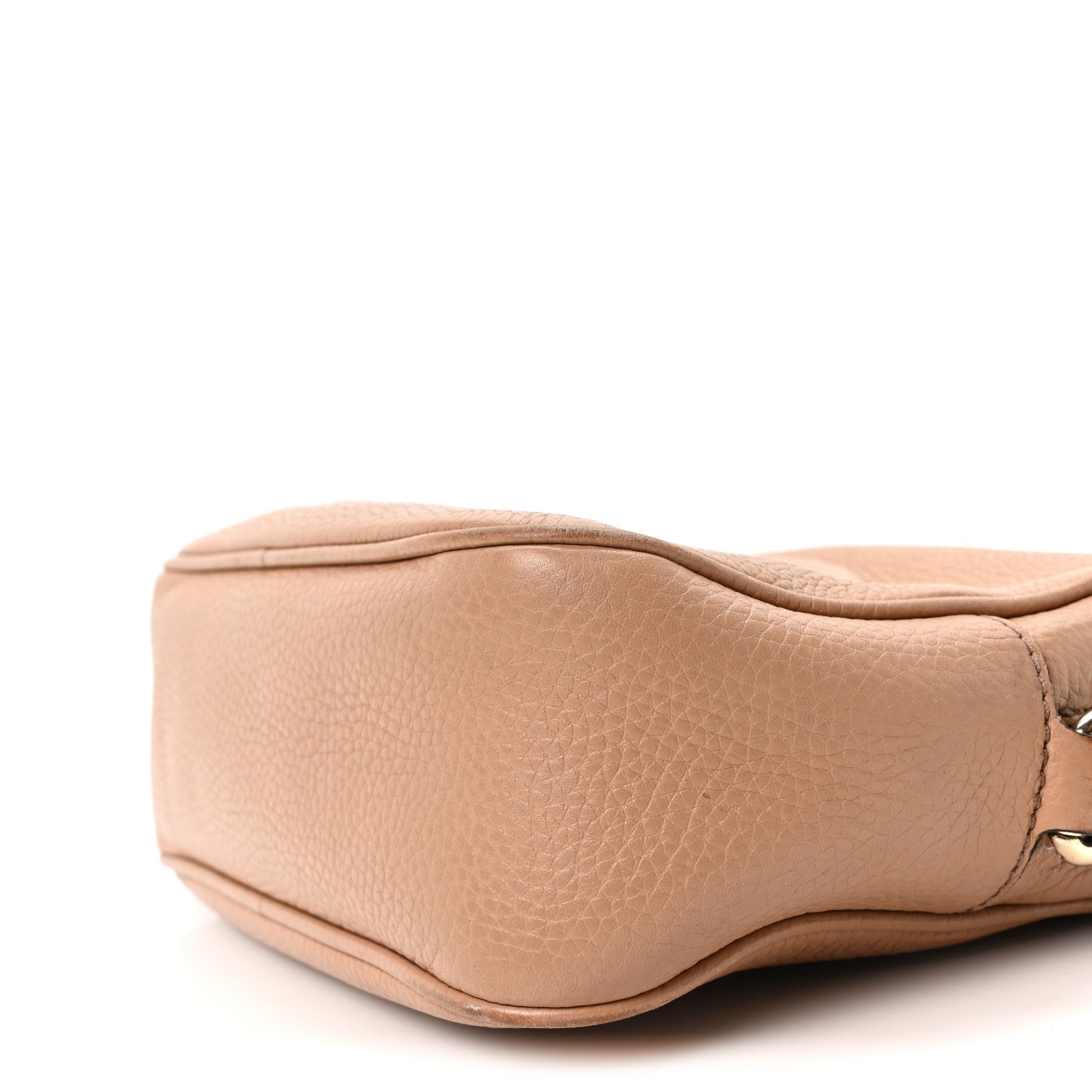 Gucci Pebbled Calfskin Small Soho Disco Bag Camelia 10 of 10