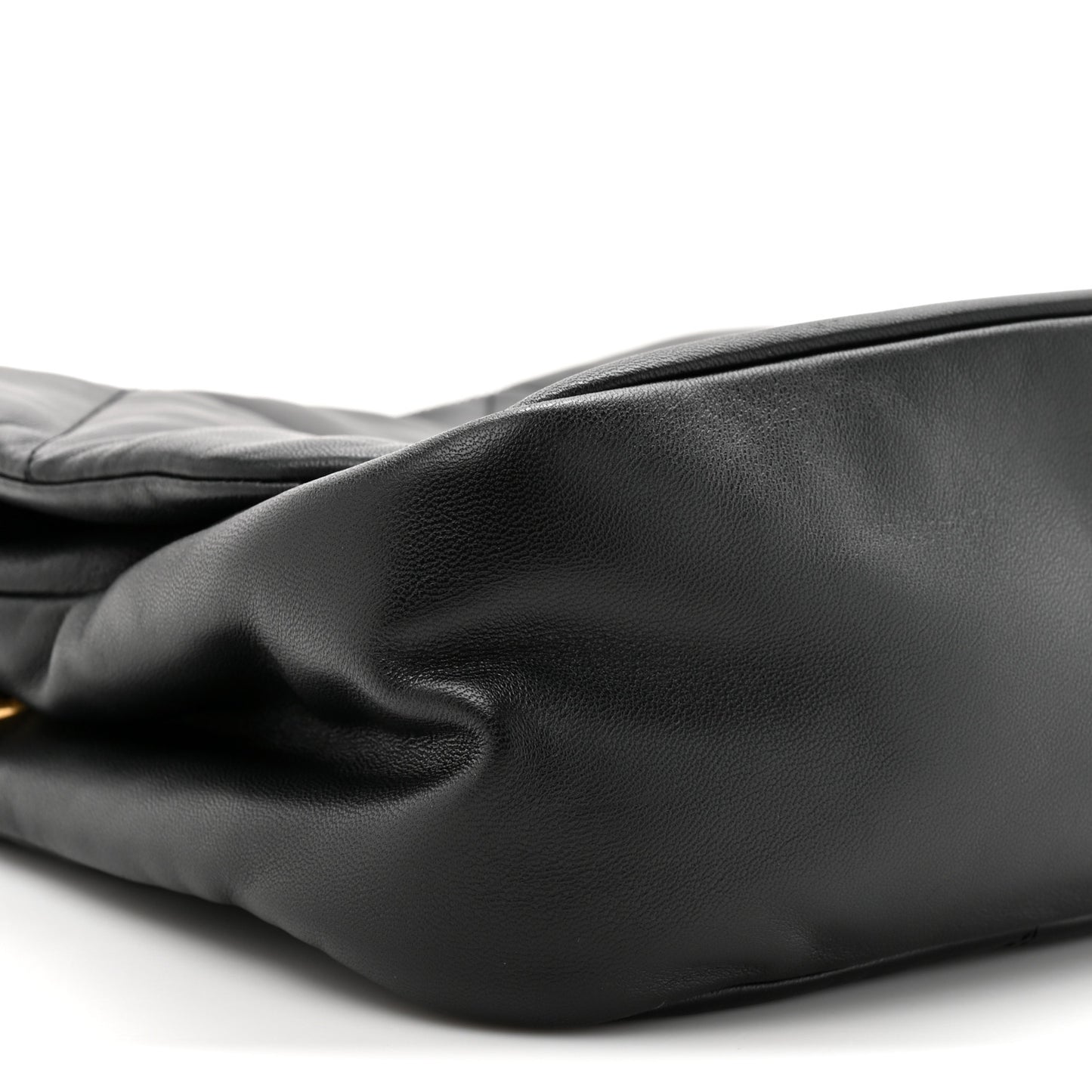 Lambskin Matelasse Monogram Medium Jamie 4.3 Black