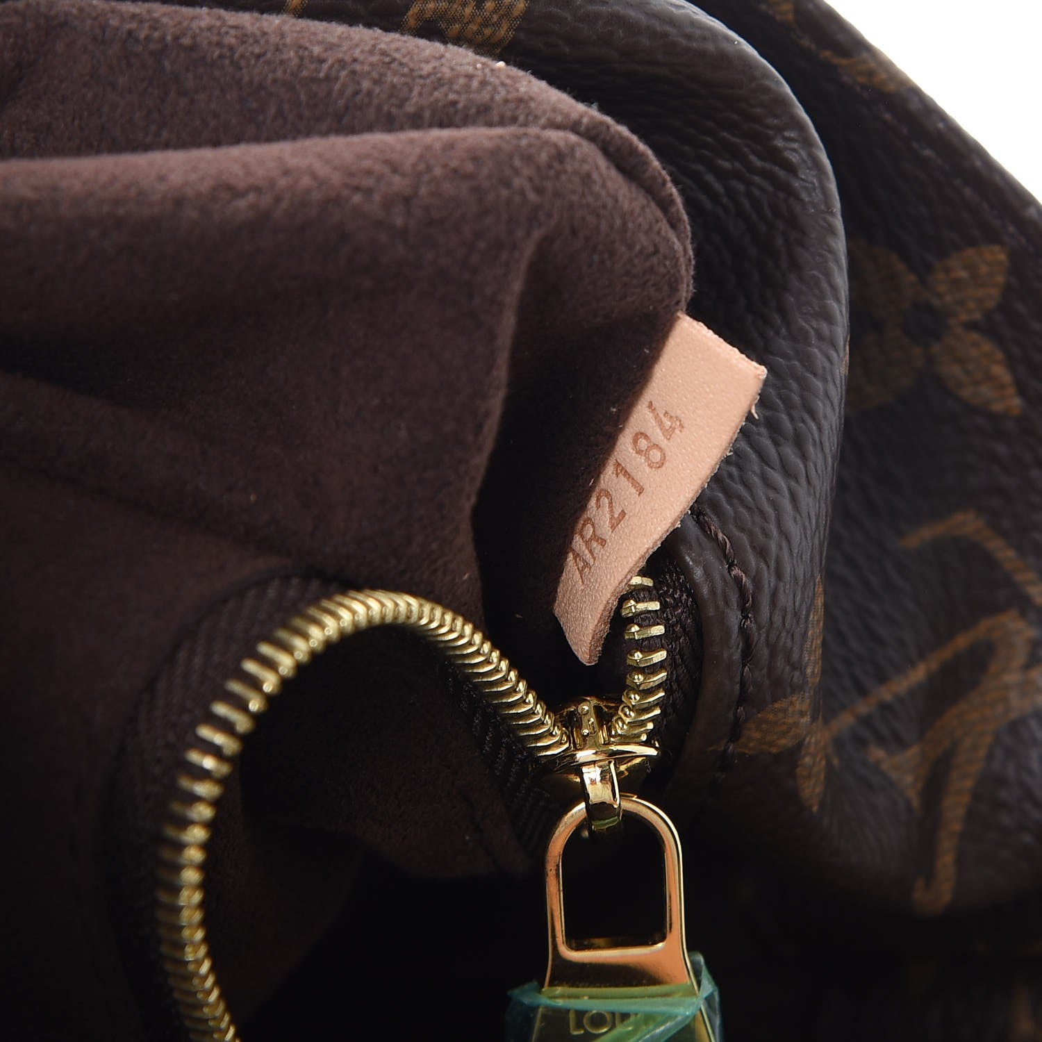 Louis Vuitton Monogram Metis 7 of 8