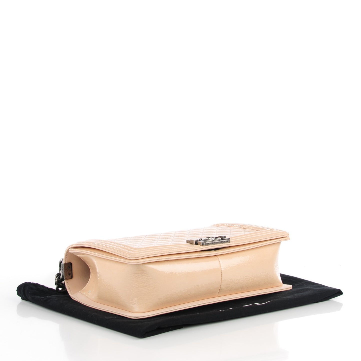 Patent Goatskin Quilted New Medium Boy Flap Beige Clair