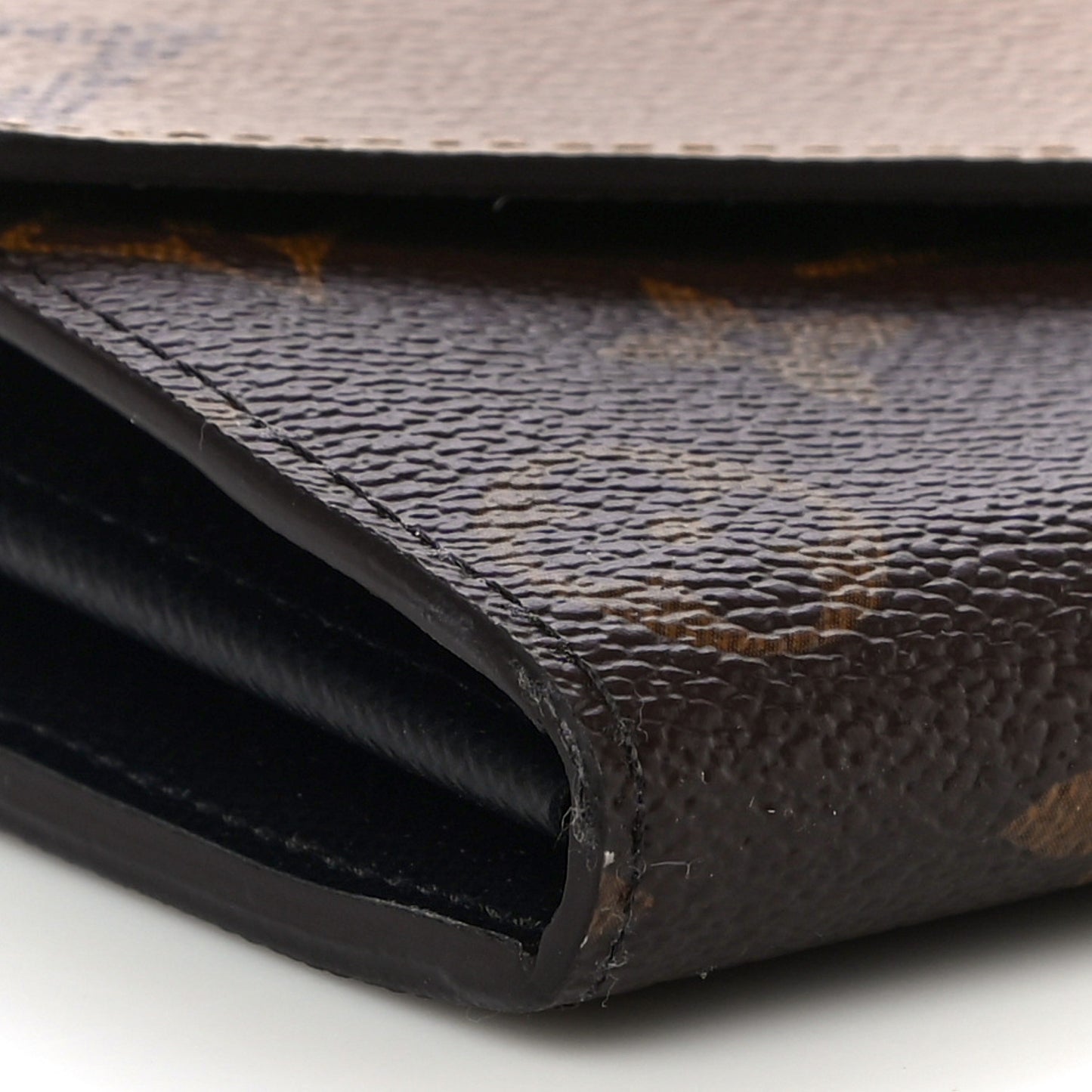 Reverse Monogram Giant Sarah Wallet