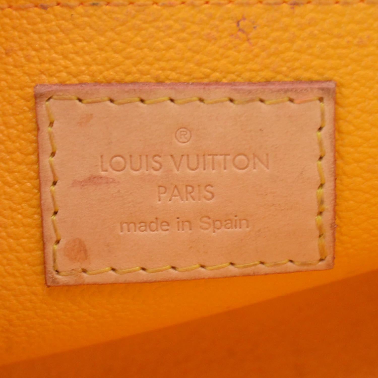 Louis Vuitton Vernis Cosmetic Pouch Yellow Passion 5 of 7