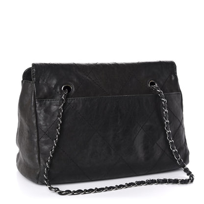 Chanel Washed Calfskin Diamond Stitch Large Hamptons Shopping Tote Black 3 of 14