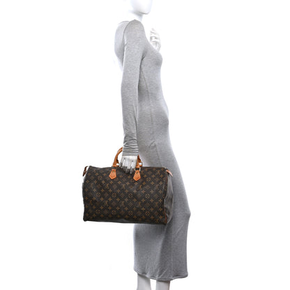 Louis Vuitton Monogram Speedy 40 2 of 10
