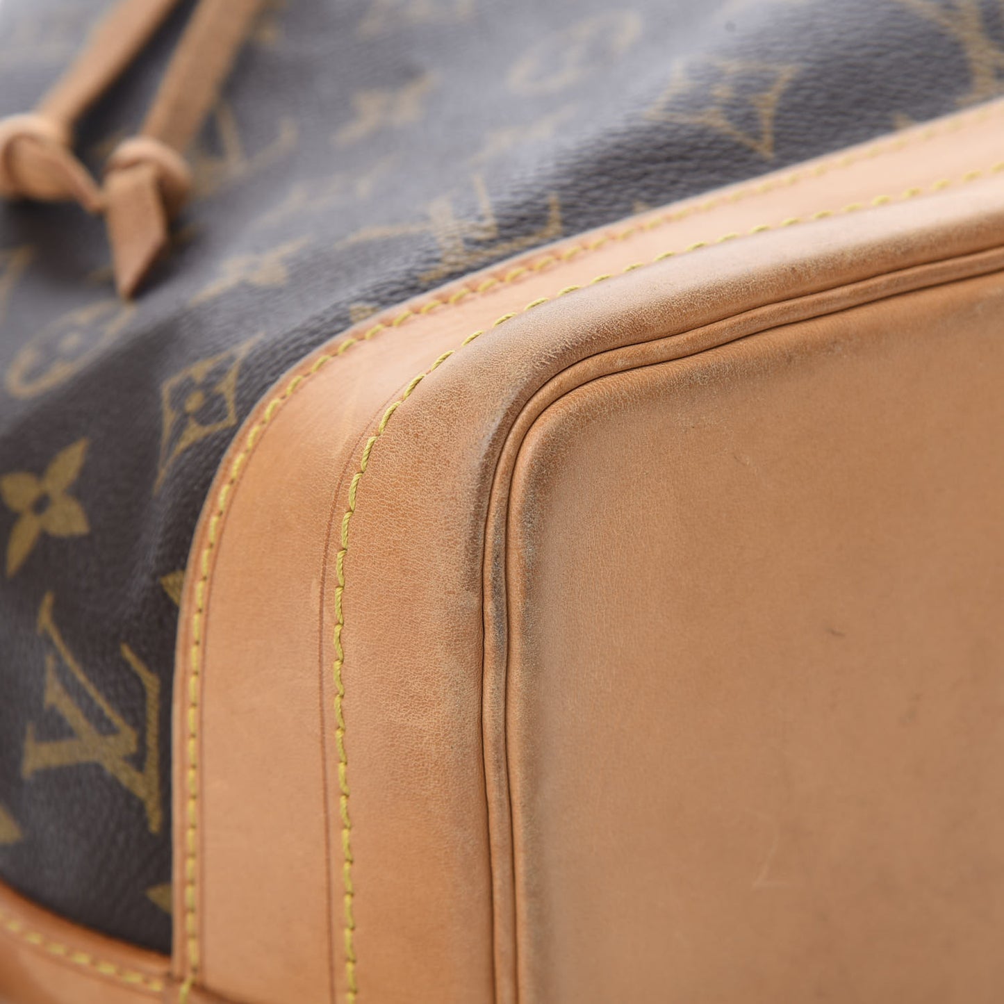 Monogram Noe