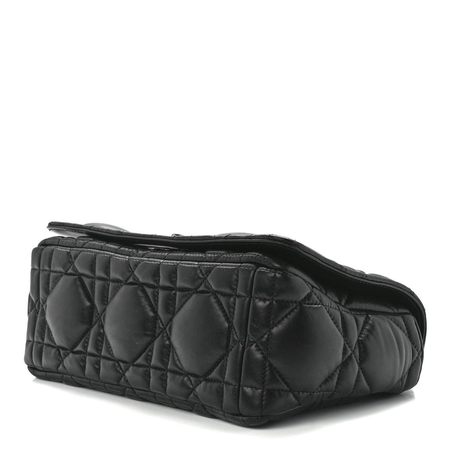 Lambskin Macrocannage Medium Caro Bag Black