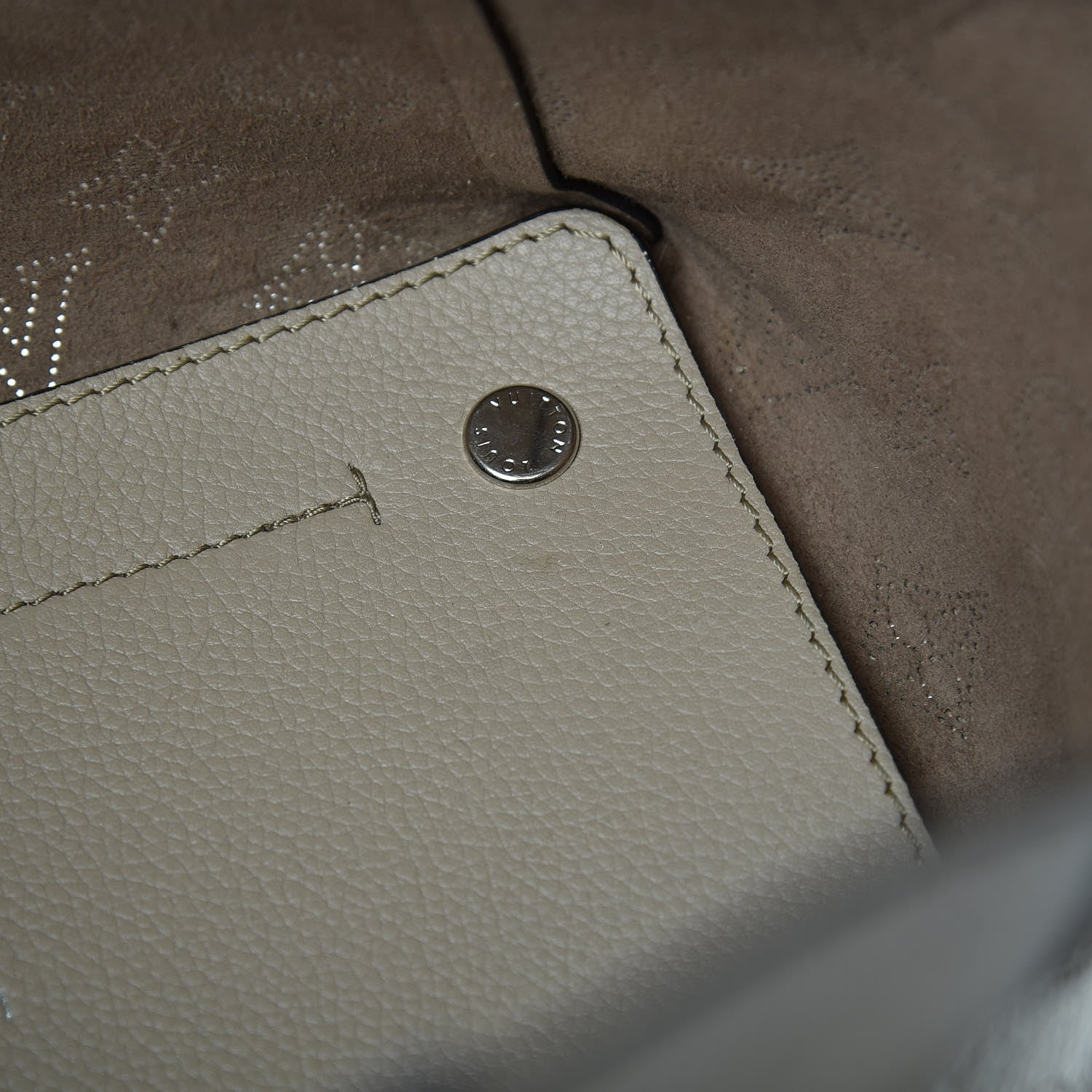 Louis Vuitton Mahina Hina PM Galet 15 of 23