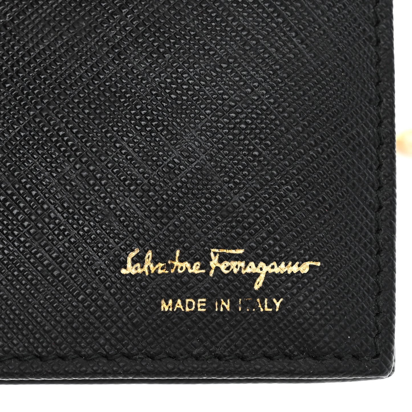 Calfskin Vara Wallet On Chain Black
