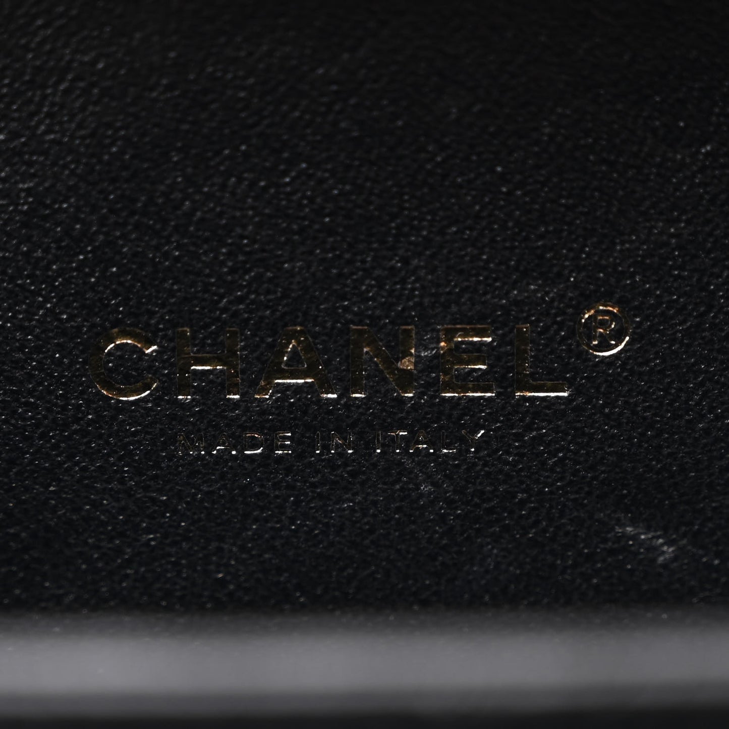 Caviar Quilted Small CC Filigree Vanity Case Black