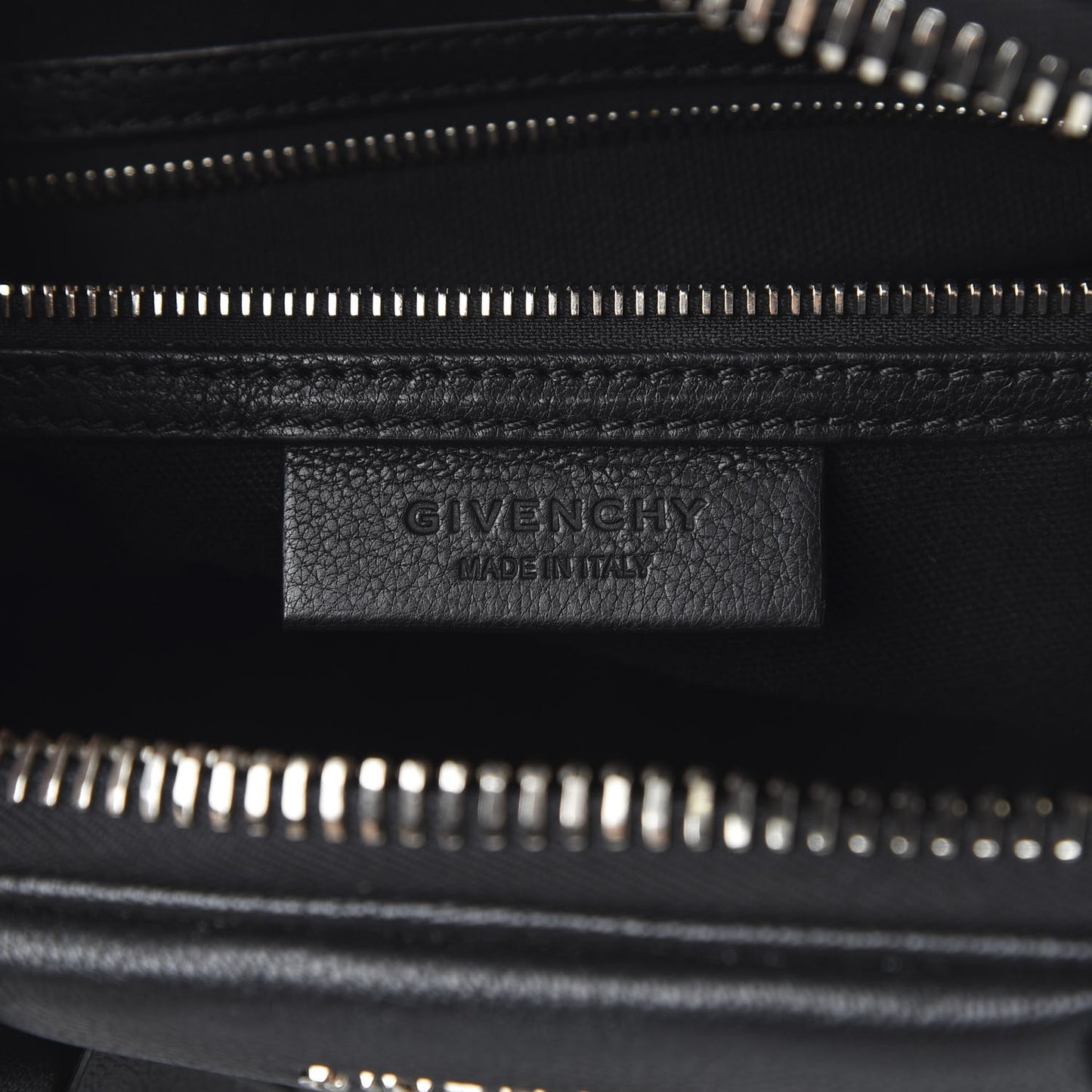 Sugar Goatskin Small Antigona Black