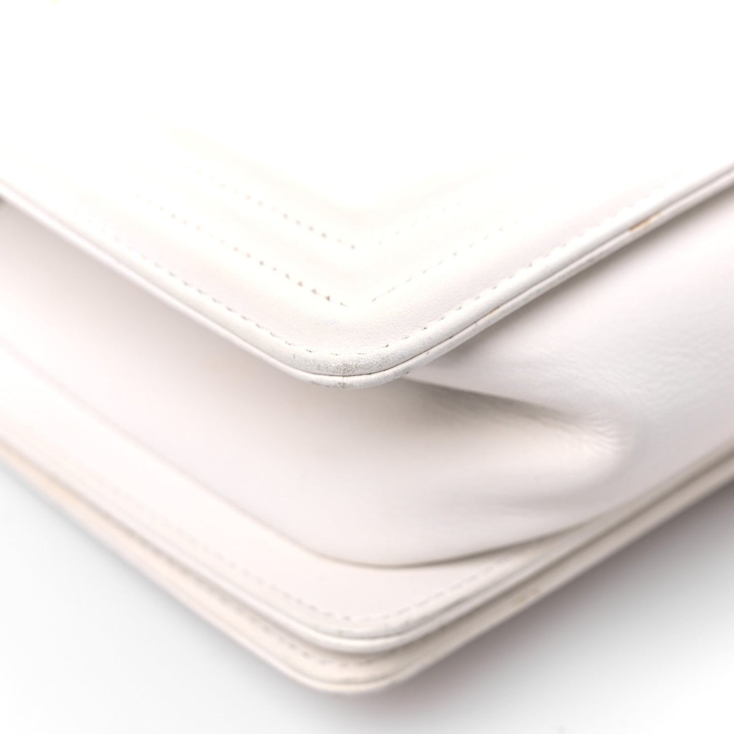 Lambskin Quilted Medium Boy Flap White