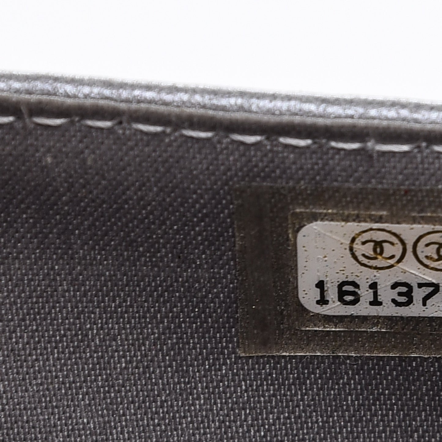 Lambskin Camellia Embossed Zipped Pocket Wallet Black