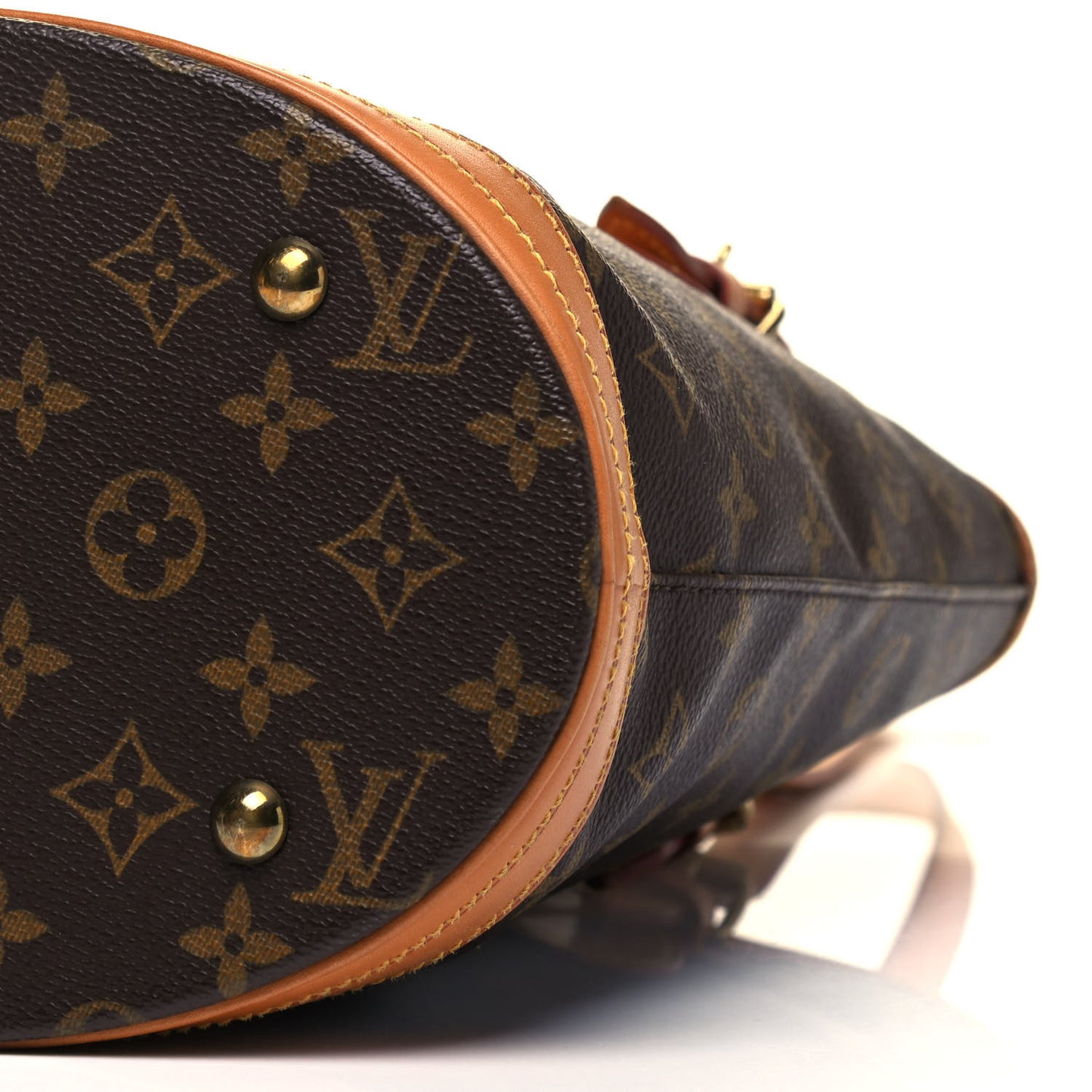 Monogram Petit Bucket 23