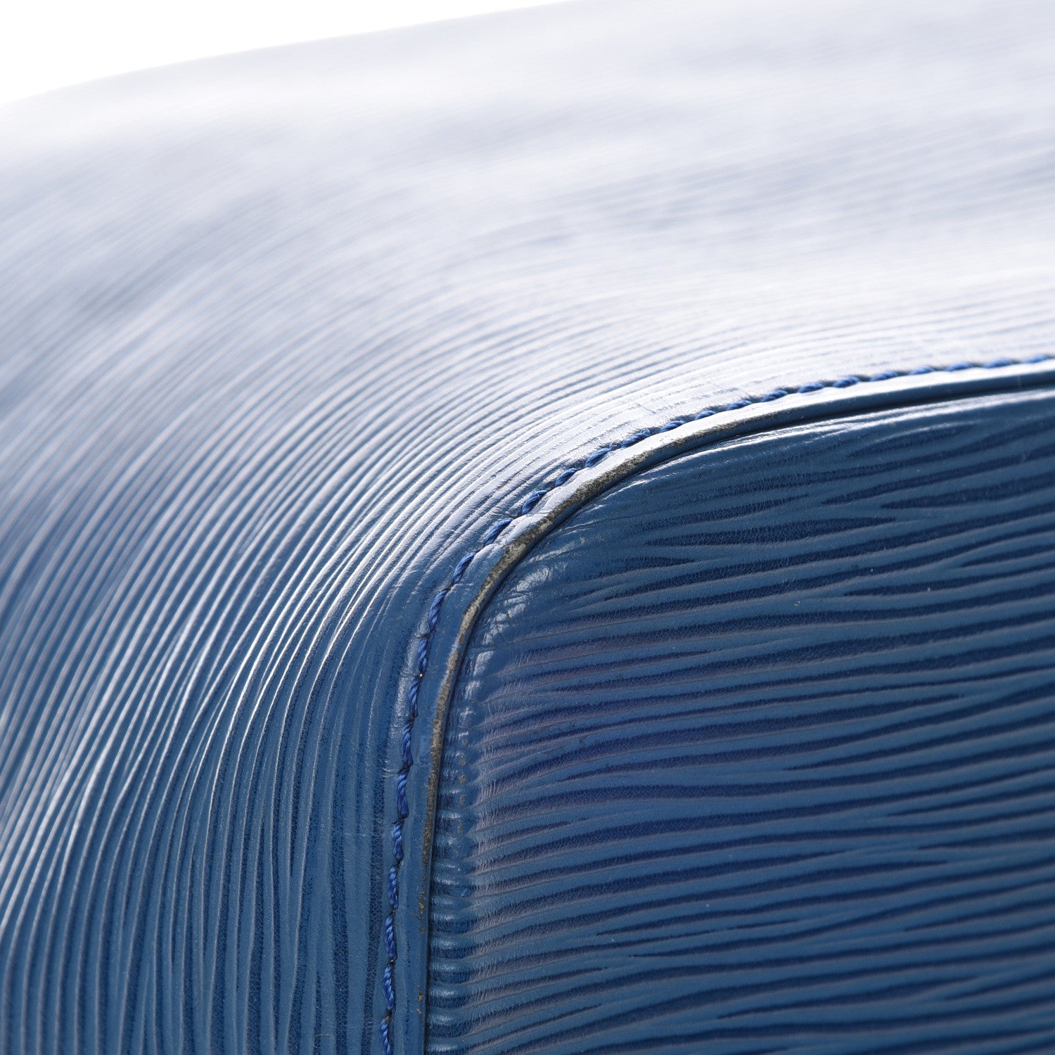 Louis Vuitton Epi Petit Noe Toledo 9 of 12