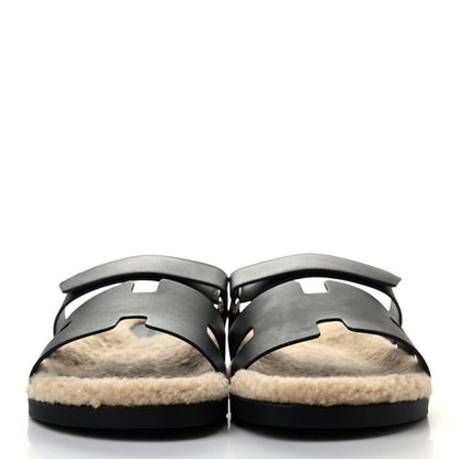 Hermes Veau Indios Woolskin Mens Chypre Sandals 44 Black Ecru 2 of 8