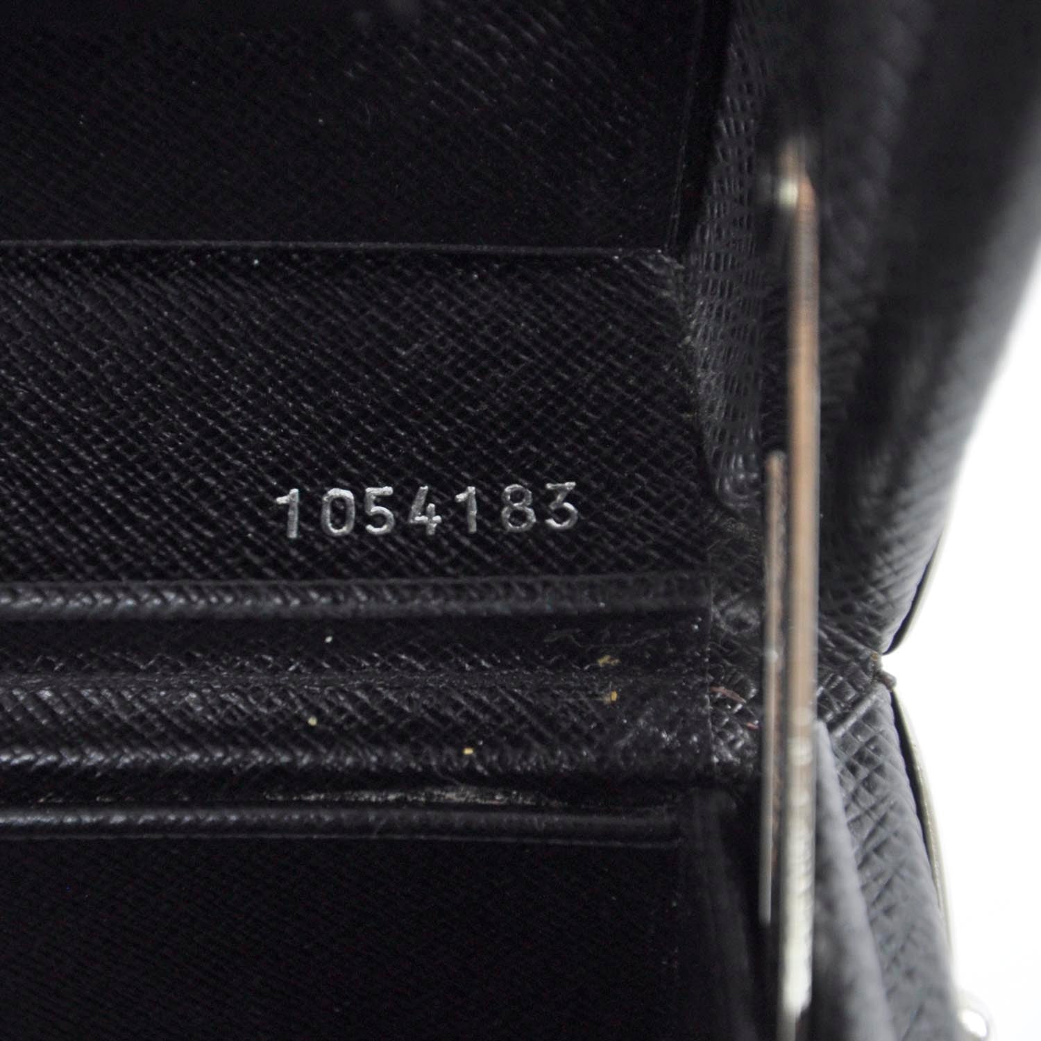 Louis Vuitton Taiga President Classeur Briefcase 8 of 9