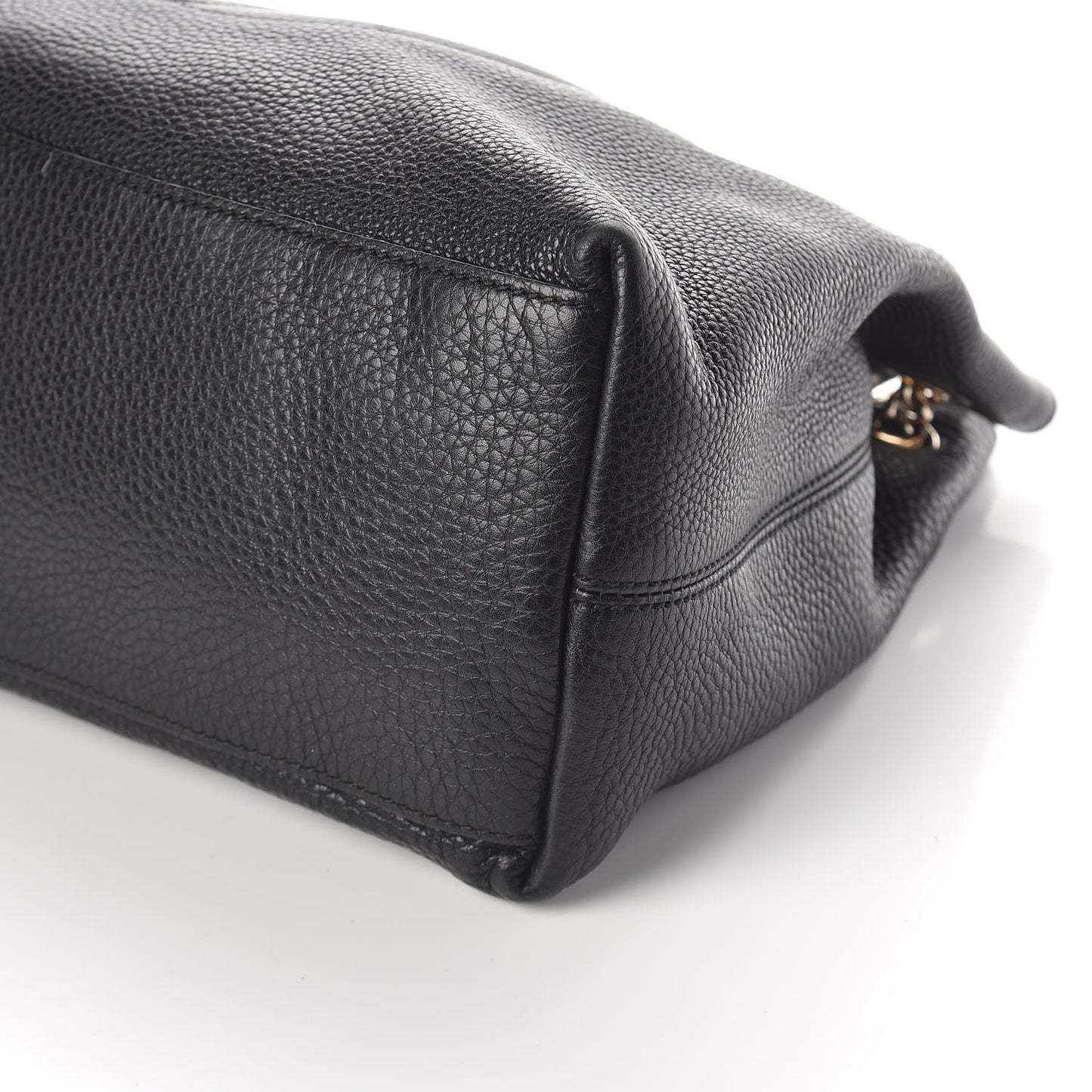 Pebbled Calfskin Medium Soho Chain Shoulder Bag Black