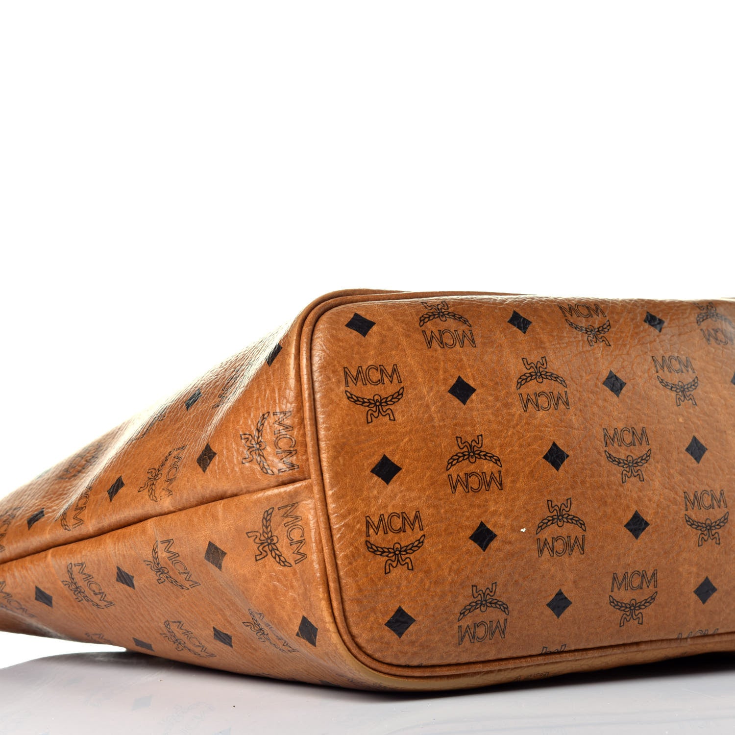 MCM Visetos Crocodile Embossed Medium Liz Shopper Tote Cognac 7 of 8