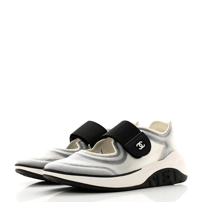 Chanel Mesh Lycra CC Sneakers 35 White Black 3 of 8