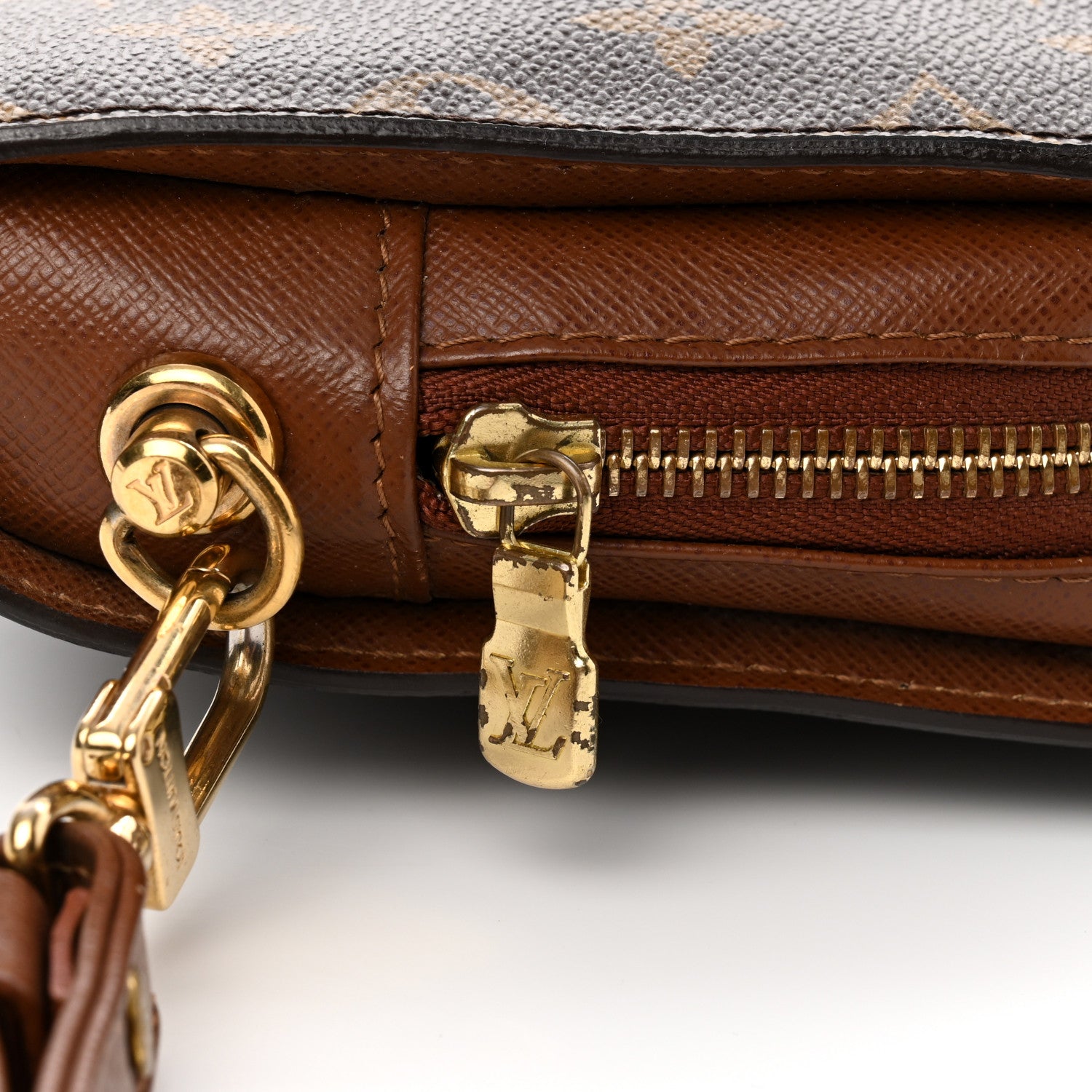 Louis Vuitton Monogram Pochette Orsay 8 of 8