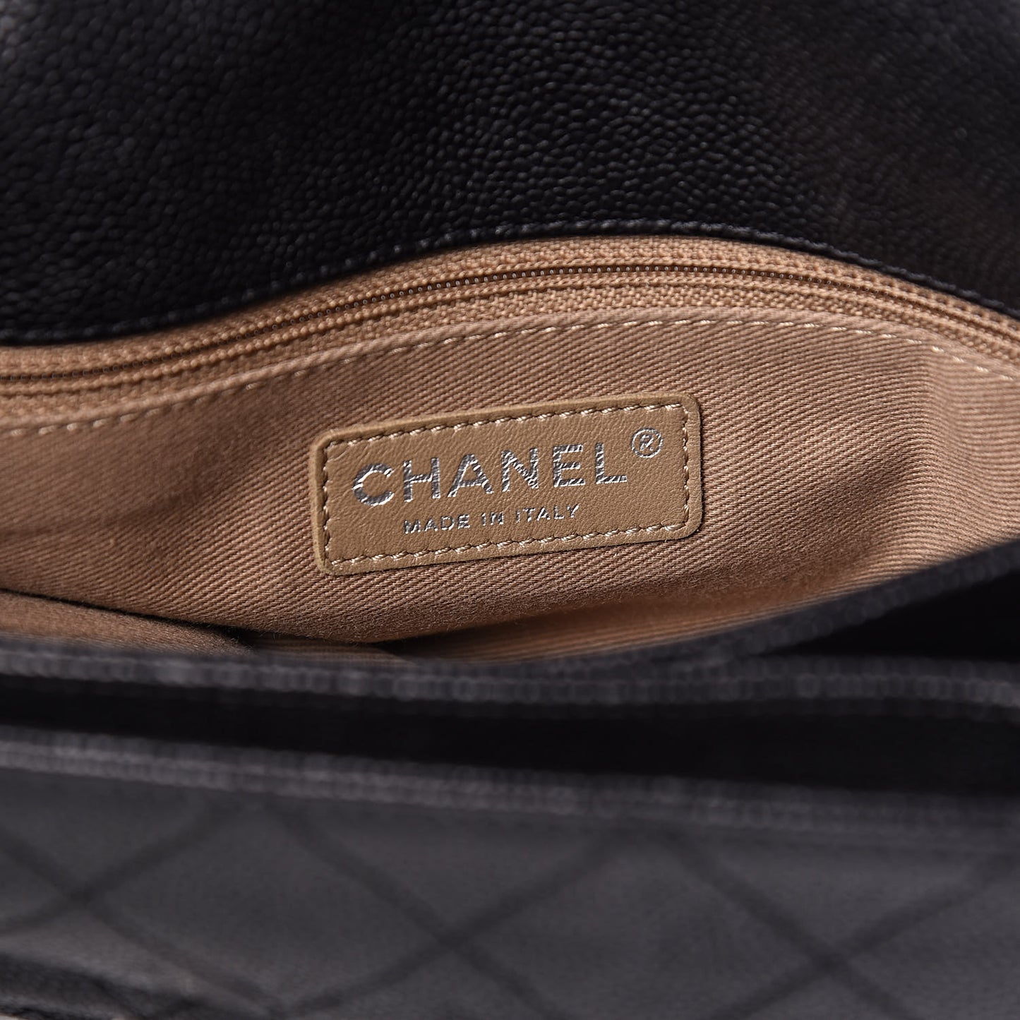 Caviar Quilted Medium Simply CC Flap Black