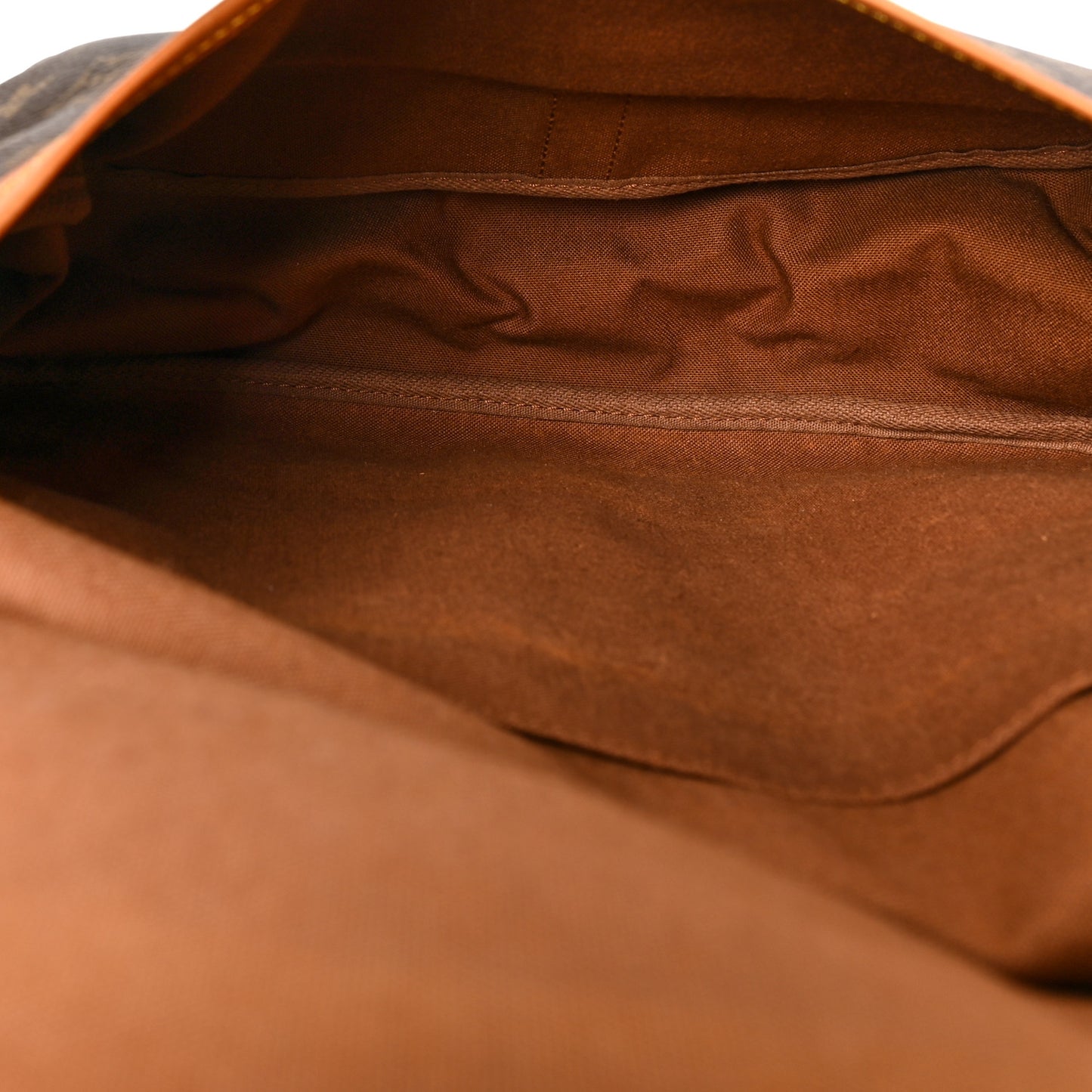 Monogram Saumur 35